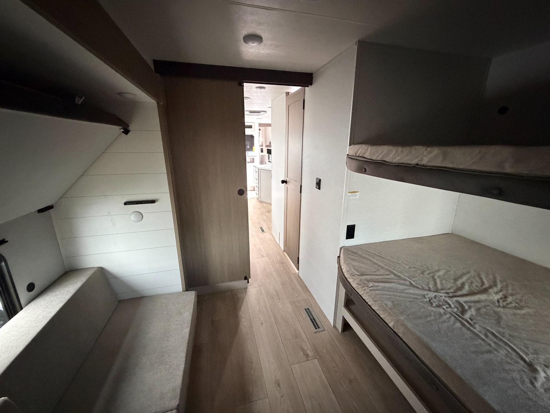 2027 Jayco 2027 Jayco JAY FLIGHT - thumbnail 18
