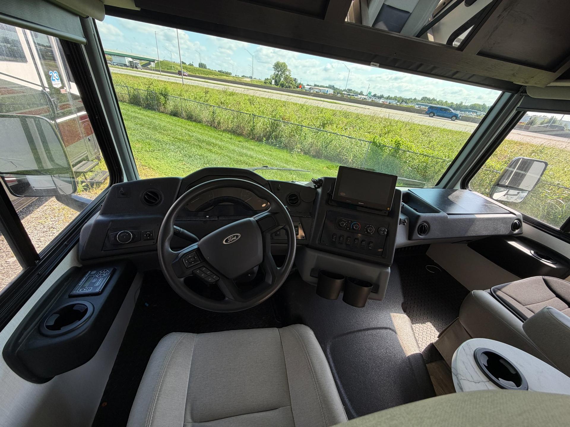 2023 Forest River 2023 Forest River FR3 - thumbnail 14