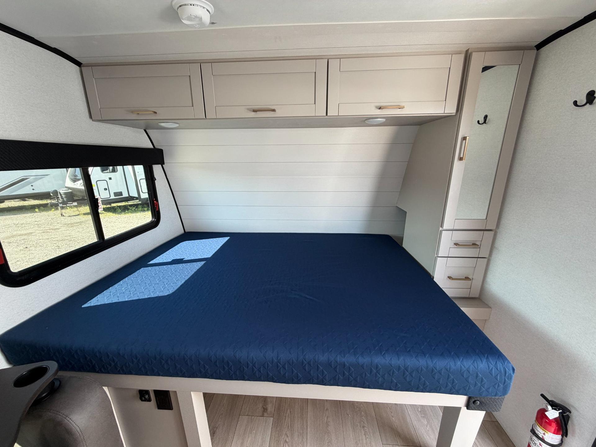 2027 Jayco 2027 Jayco Jay Feather Air - thumbnail 10