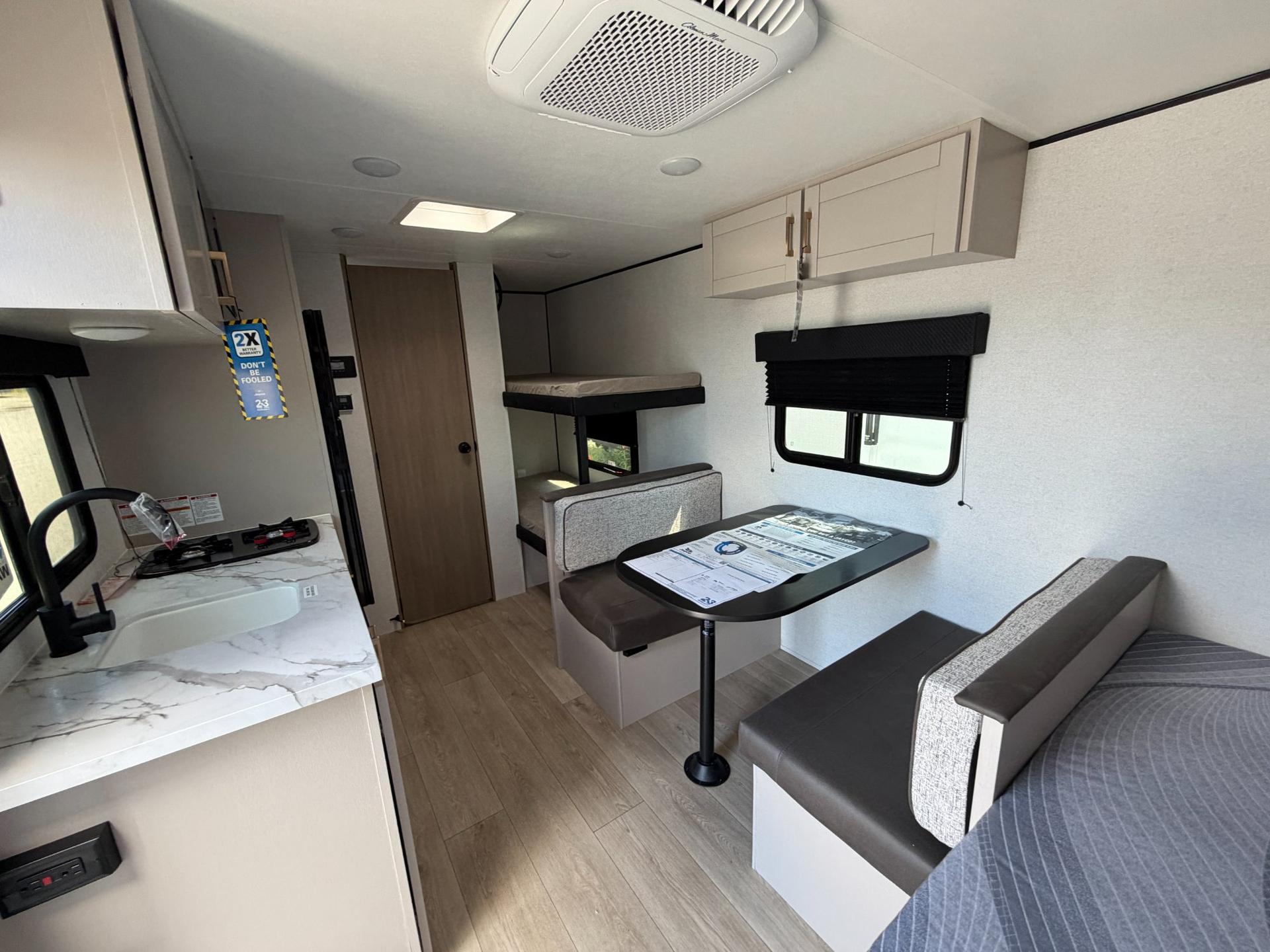 2027 Jayco 2027 Jayco Jay Feather Air SL - thumbnail 8