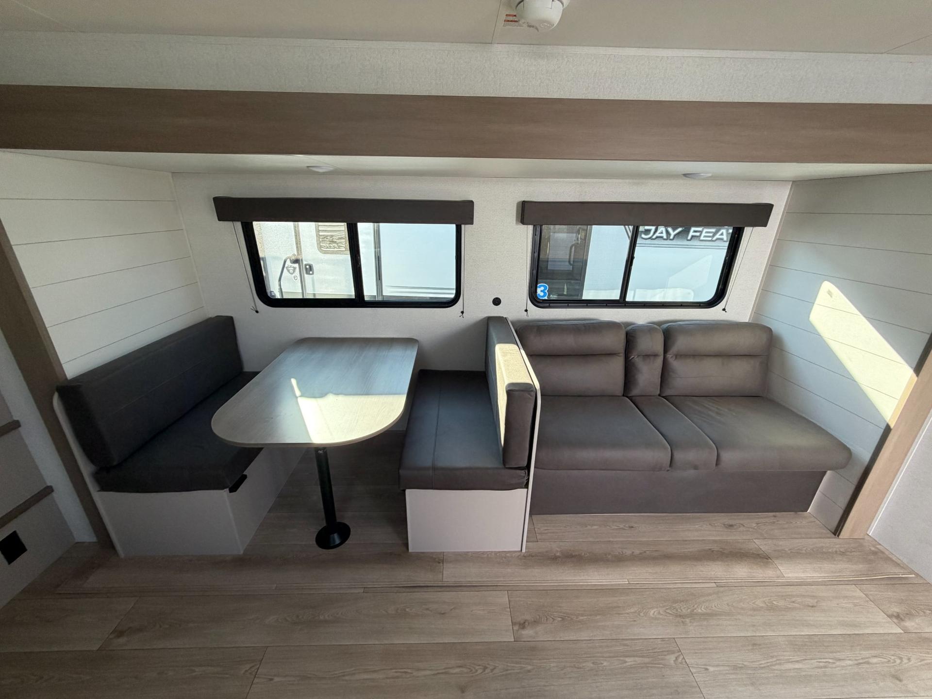 2027 Jayco 2027 Jayco Jay Flight - thumbnail 12