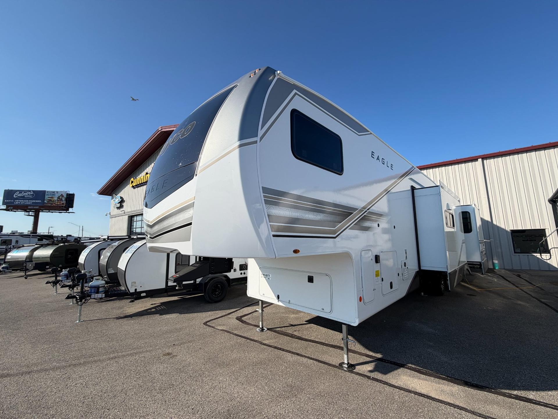 2027 Jayco 2027 Jayco Eagle - thumbnail 5