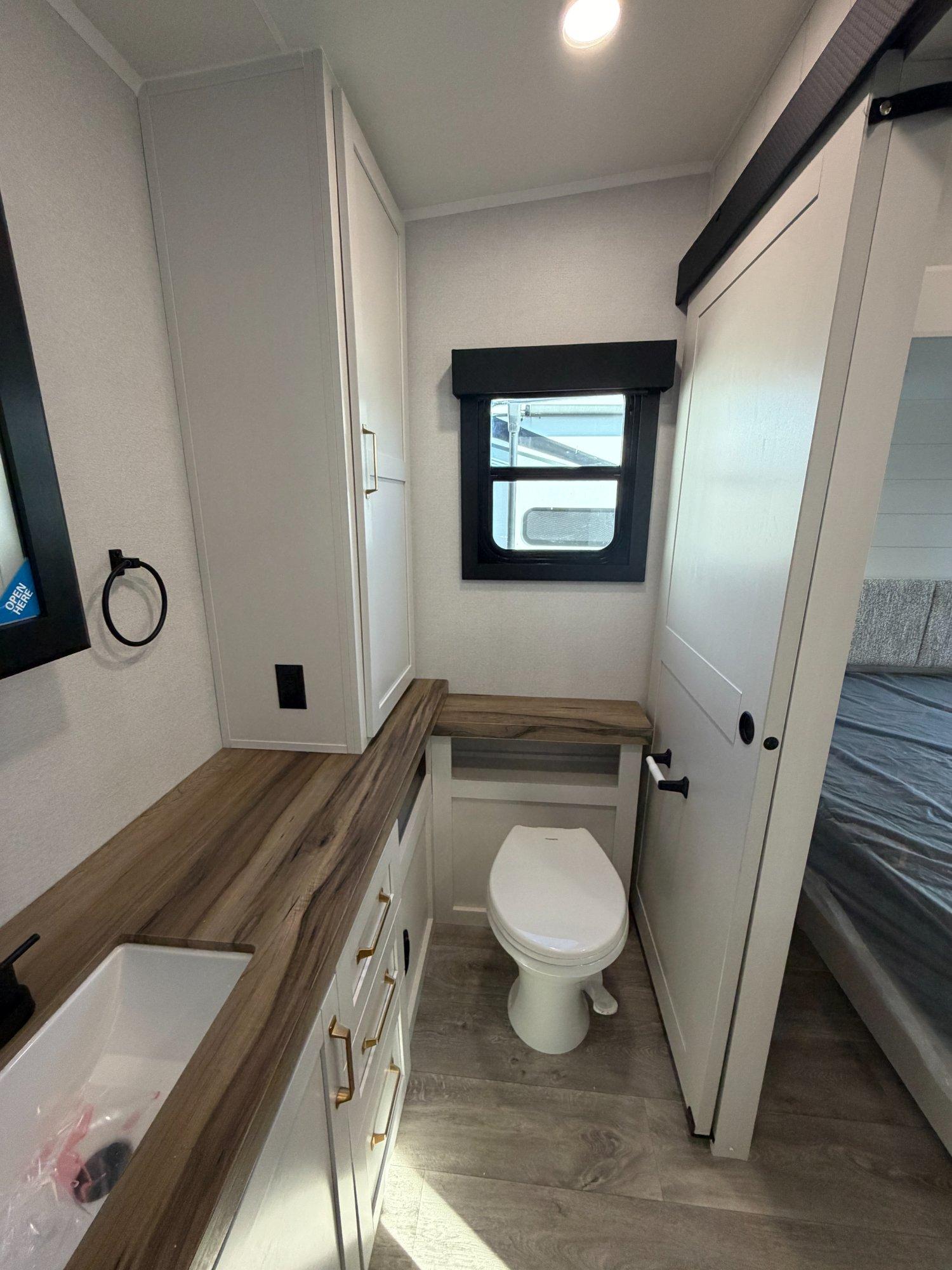 2027 Jayco 2027 Jayco Eagle - thumbnail 14