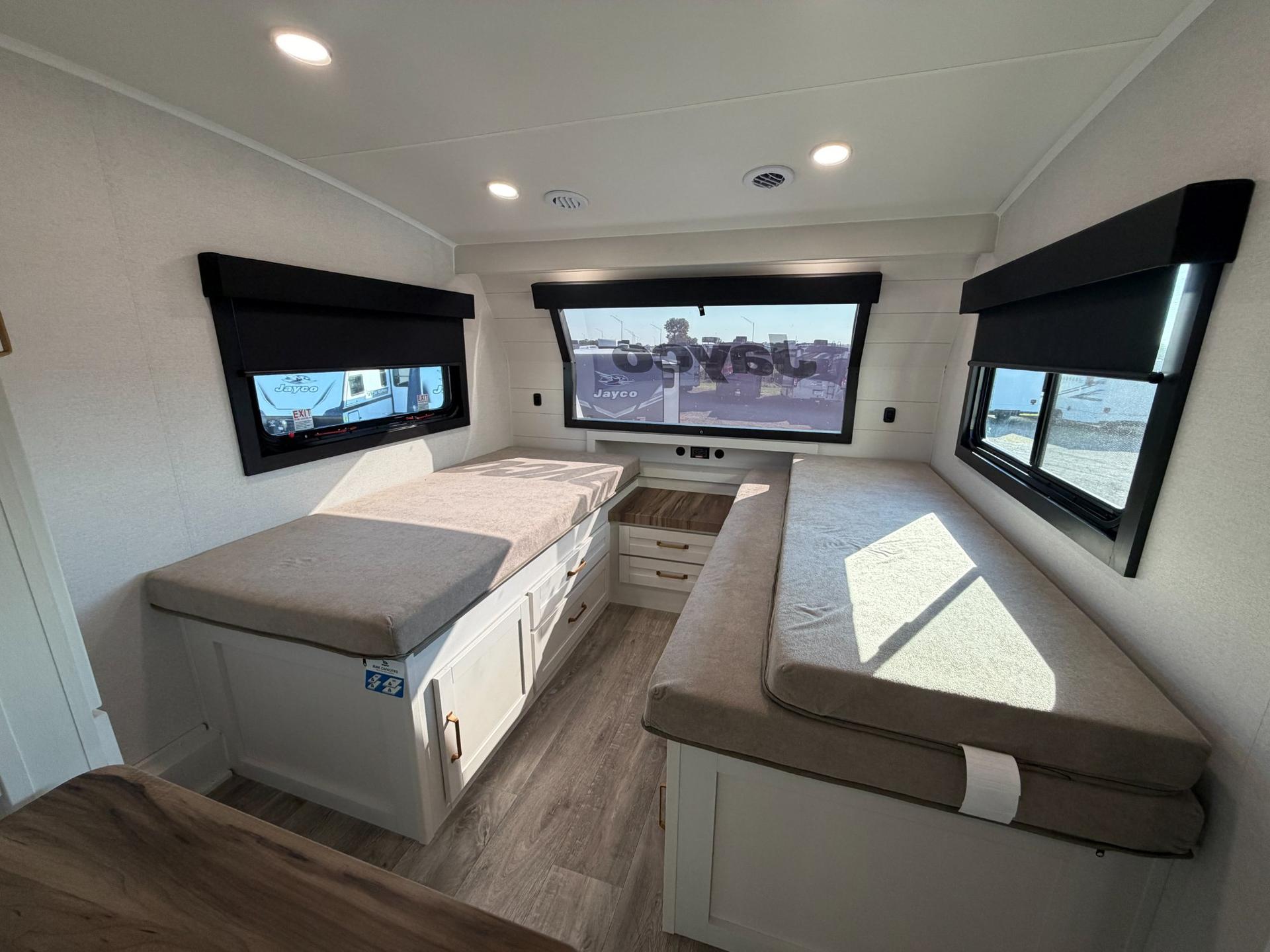 2027 Jayco 2027 Jayco Eagle - thumbnail 18