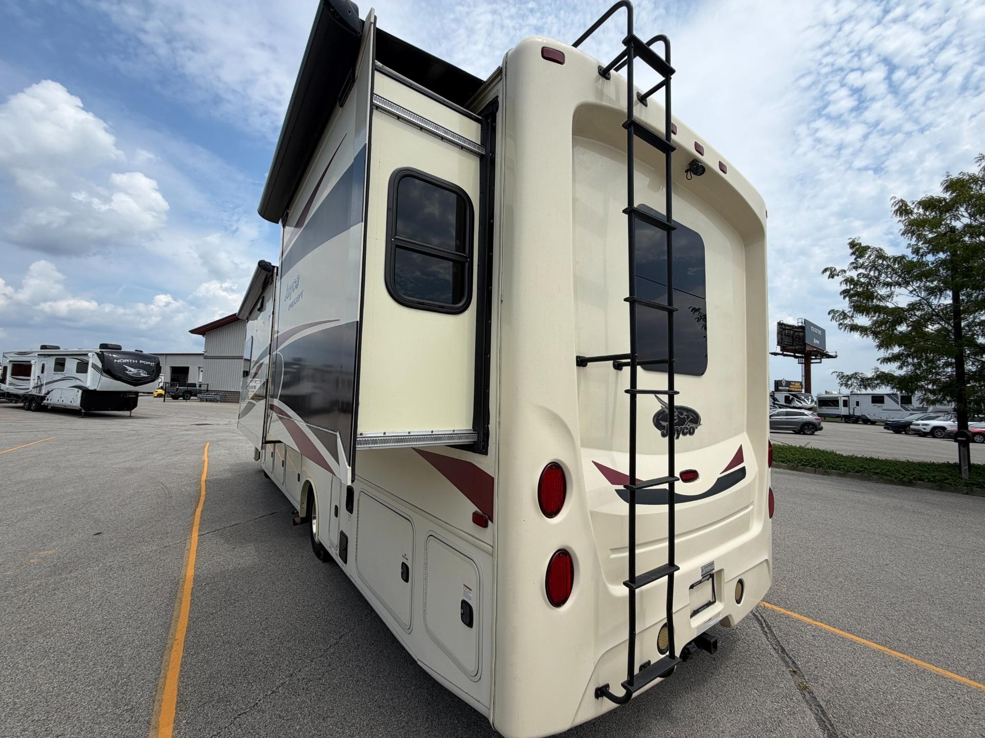 2016 Jayco 2016 Jayco Precept - thumbnail 5