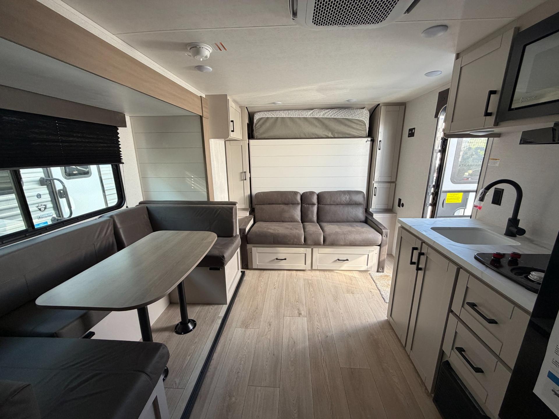 2027 Jayco 2027 Jayco Jay Flight - thumbnail 8