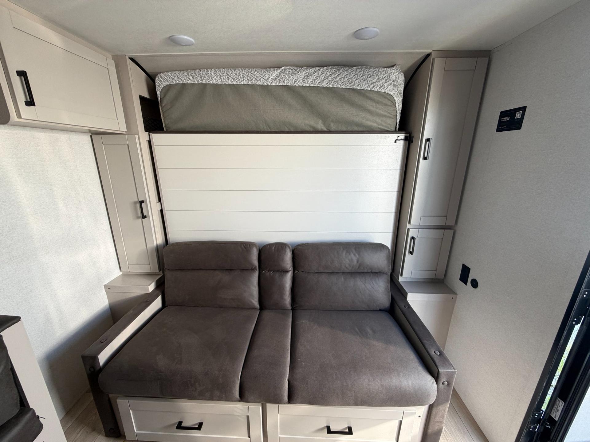 2027 Jayco 2027 Jayco Jay Flight - thumbnail 9