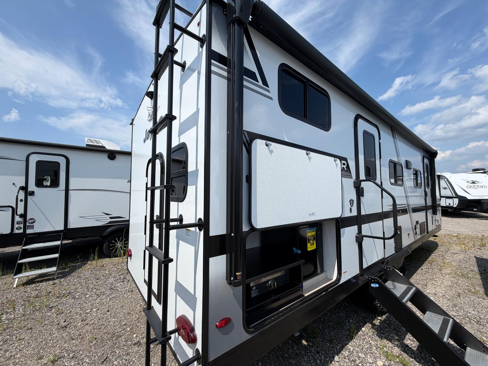 2027 Jayco 2027 Jayco Jay Feather - thumbnail 4