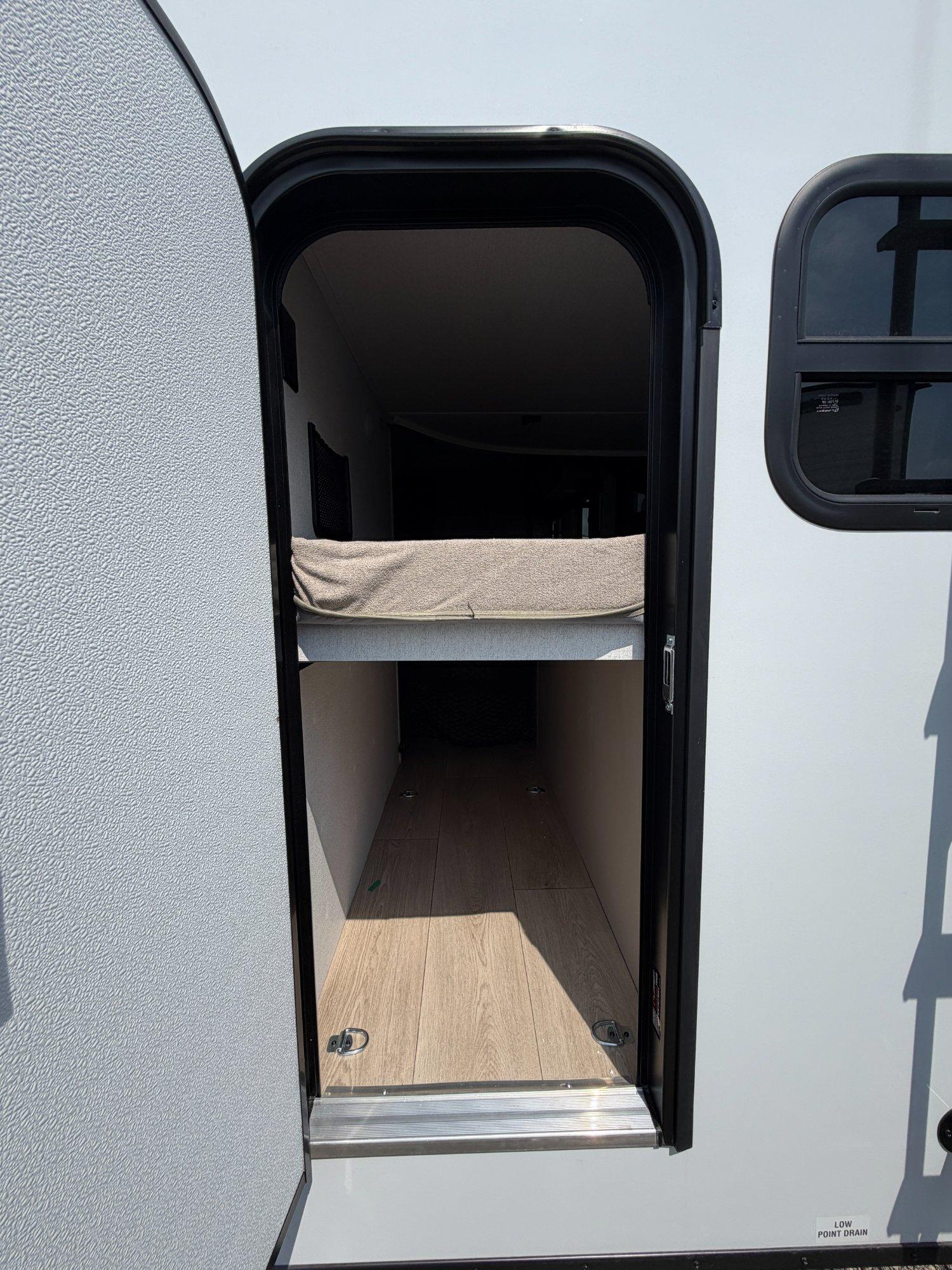 2027 Jayco 2027 Jayco Jay Feather - thumbnail 6