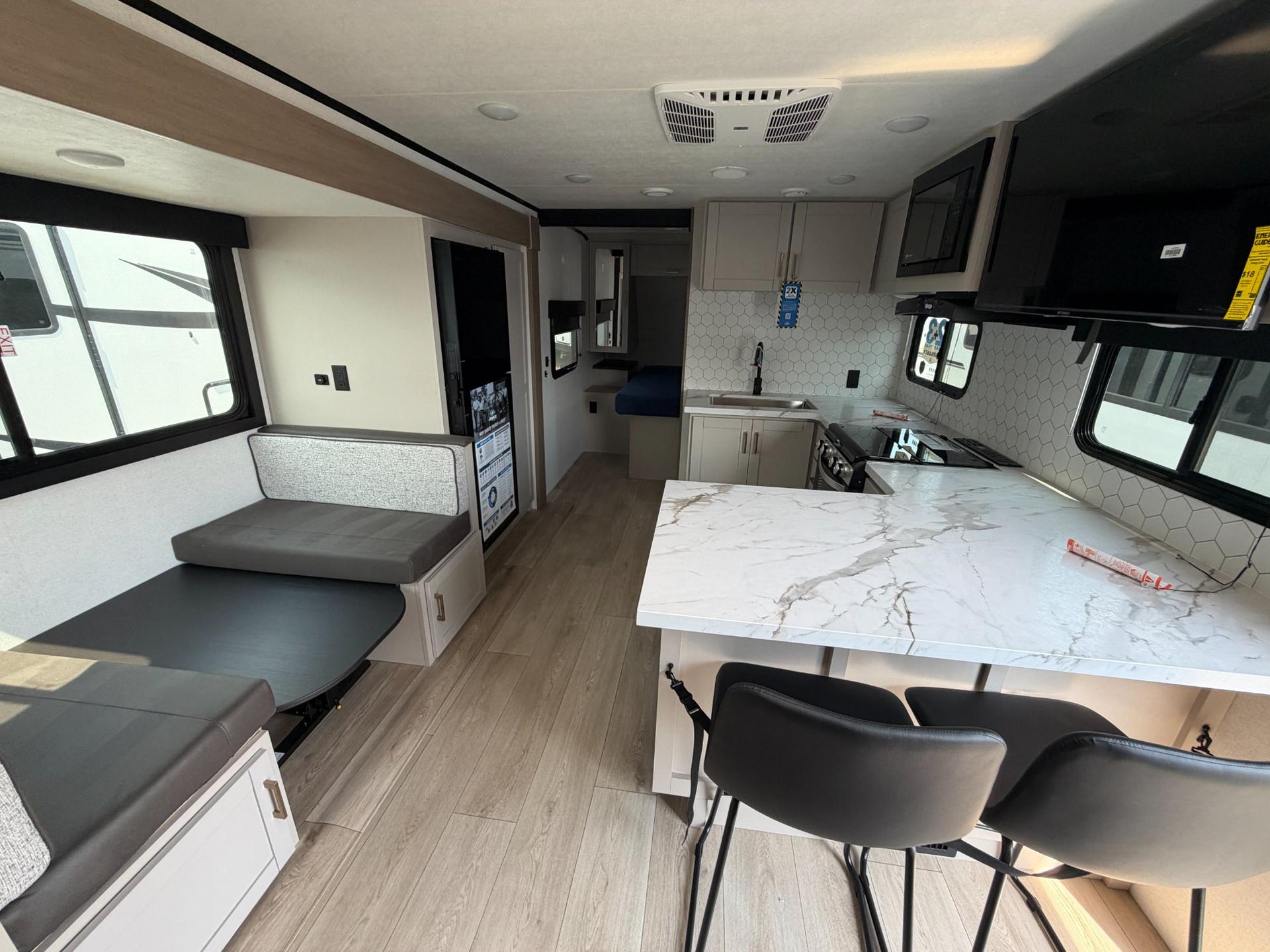 2027 Jayco 2027 Jayco Jay Feather - thumbnail 10