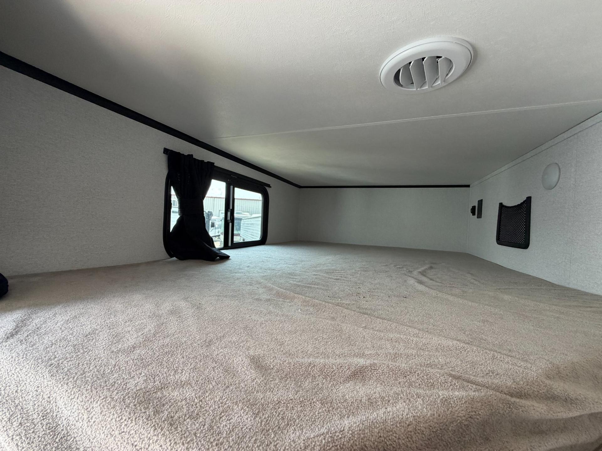 2027 Jayco 2027 Jayco Jay Feather - thumbnail 13