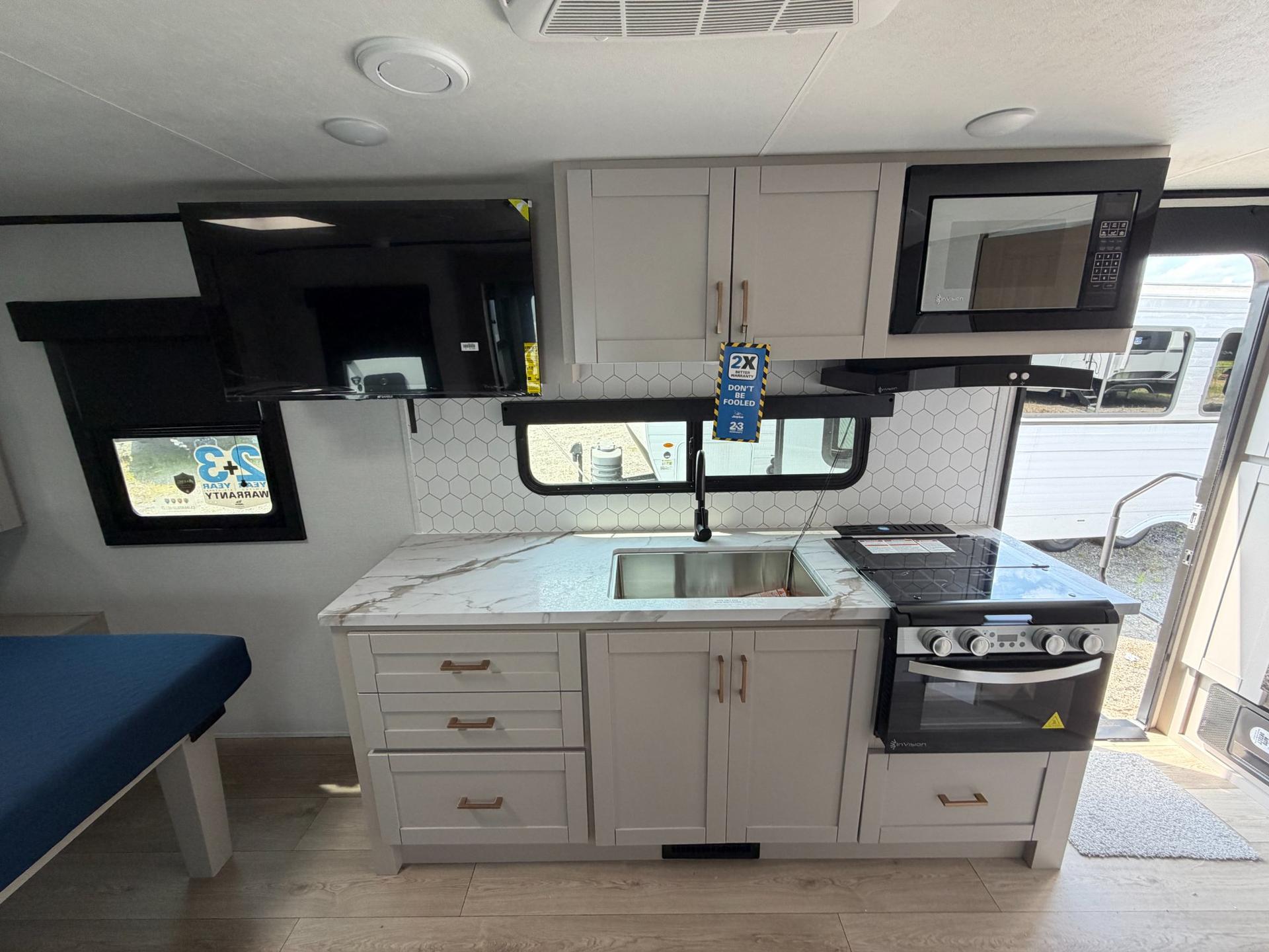 2027 Jayco 2027 Jayco Jay Feather - thumbnail 12