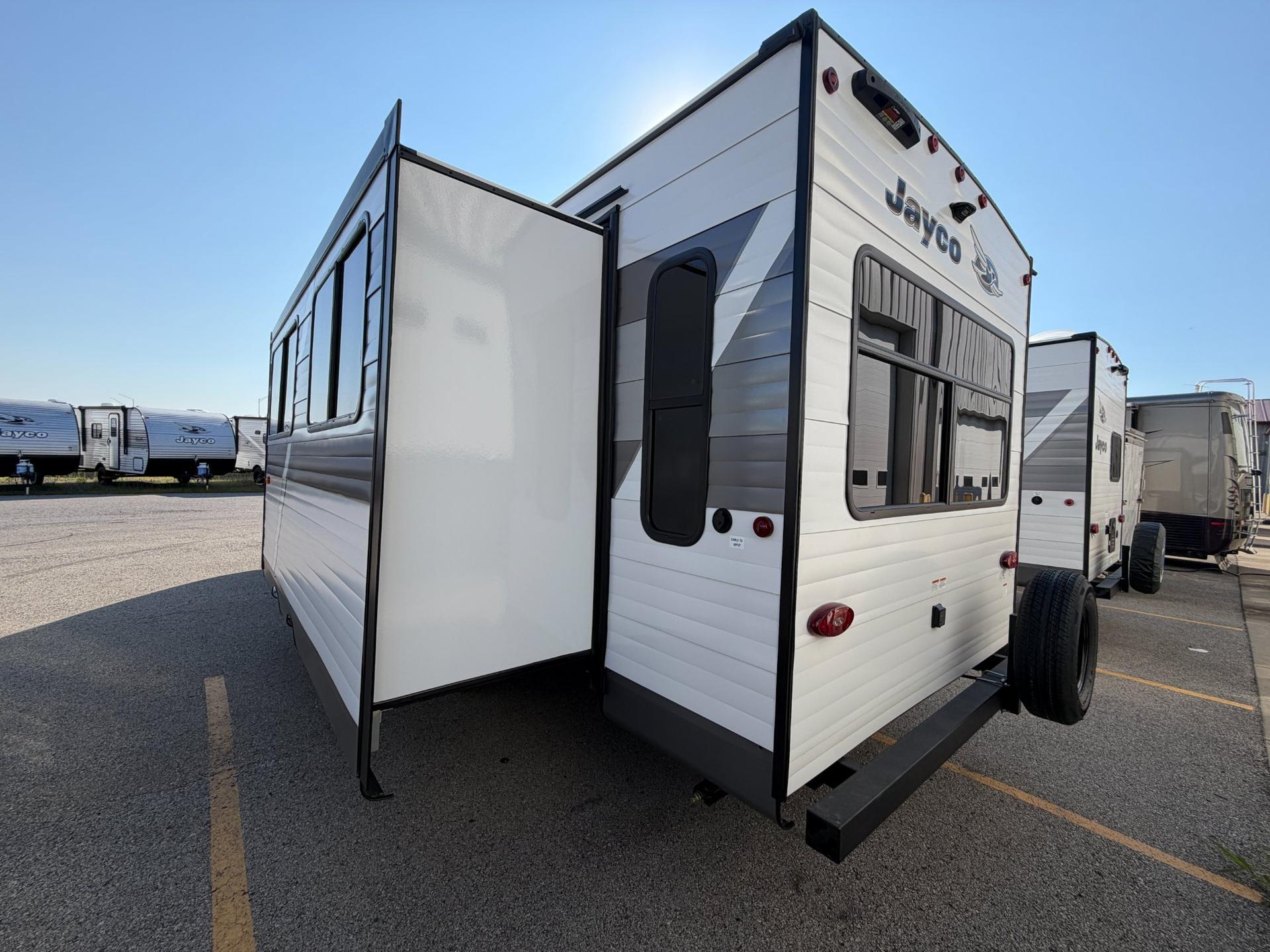2027 Jayco 2027 Jayco Jay Flight - thumbnail 5
