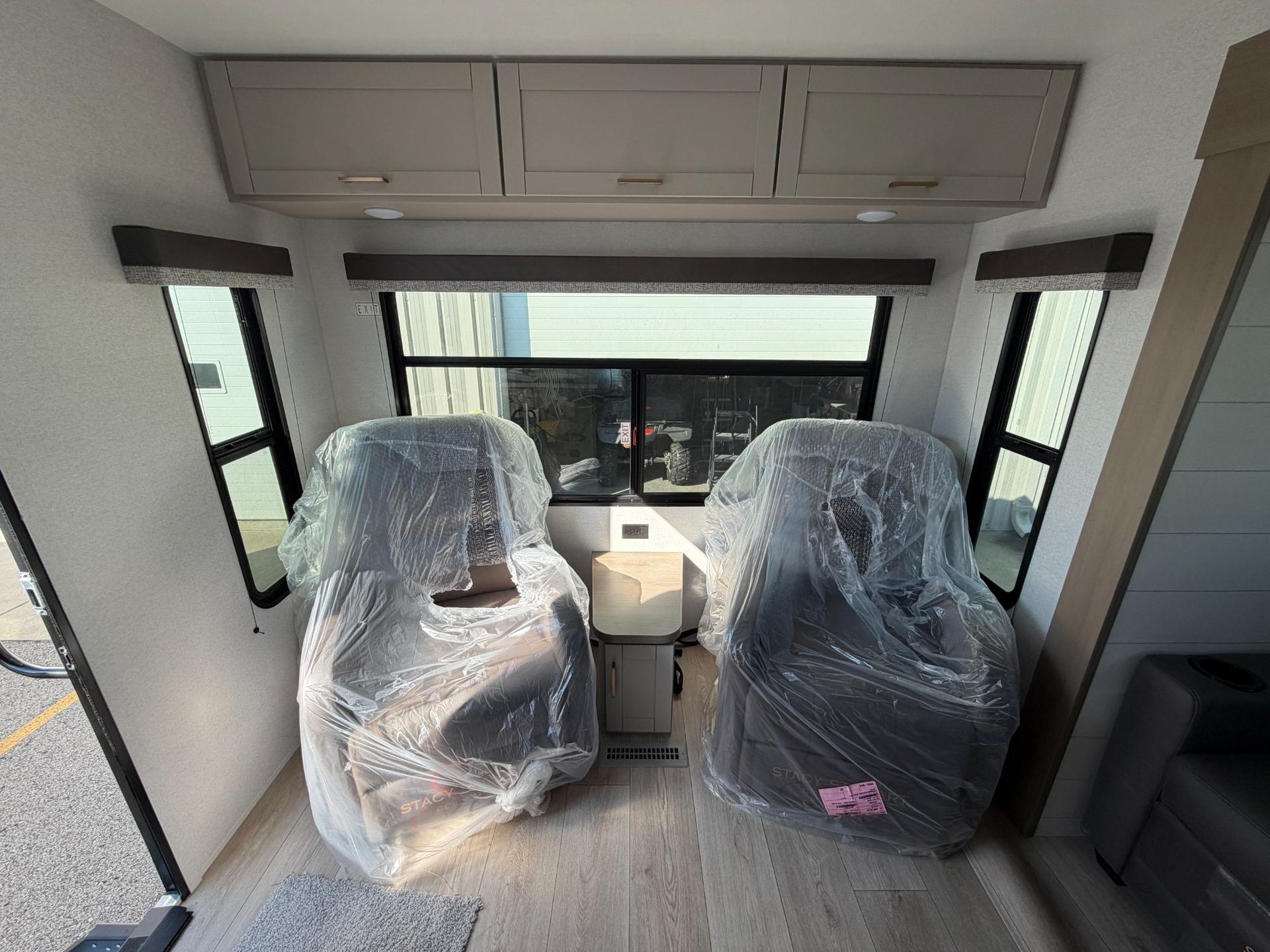 2027 Jayco 2027 Jayco Jay Flight - thumbnail 9