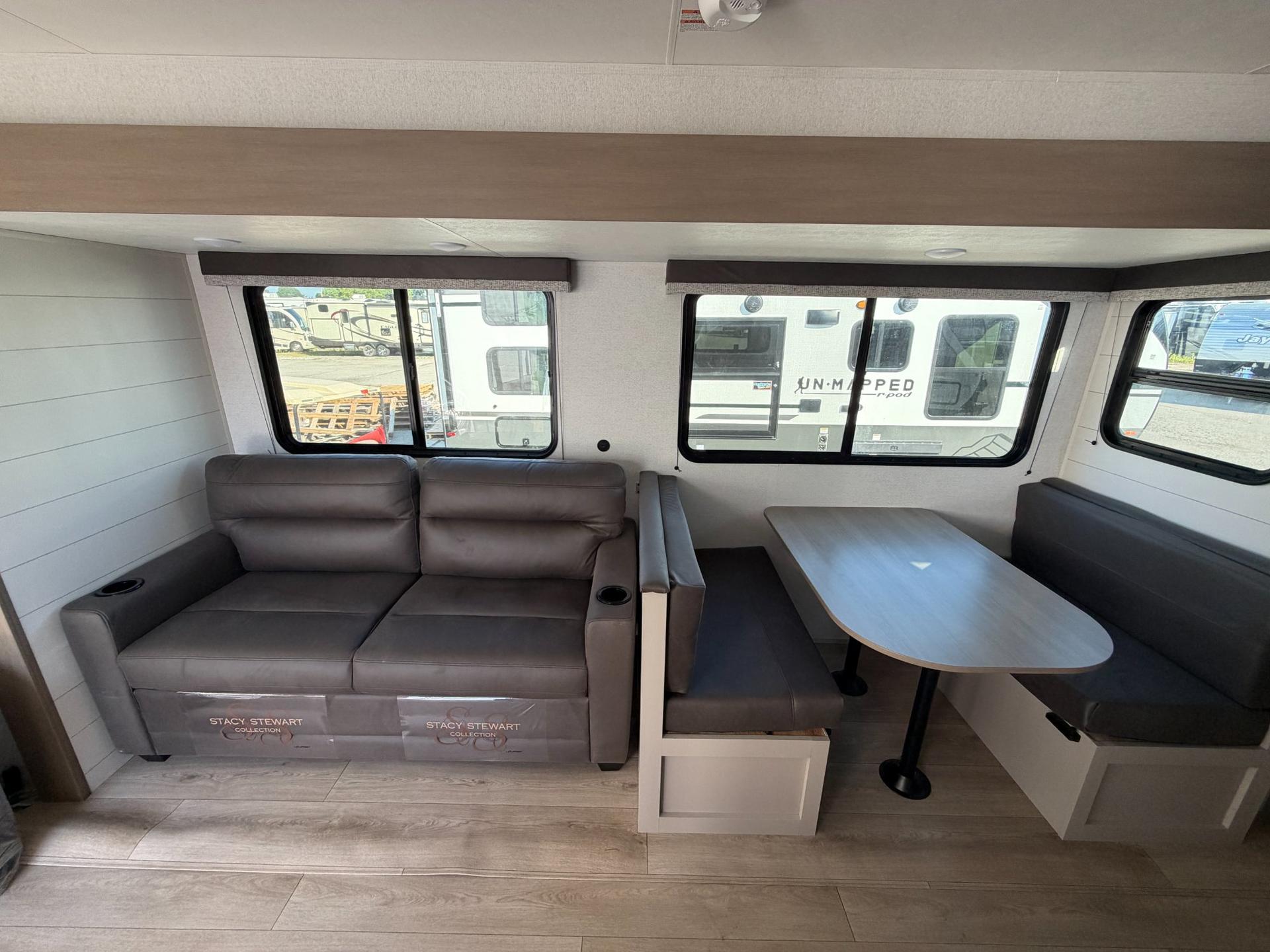 2027 Jayco 2027 Jayco Jay Flight - thumbnail 10