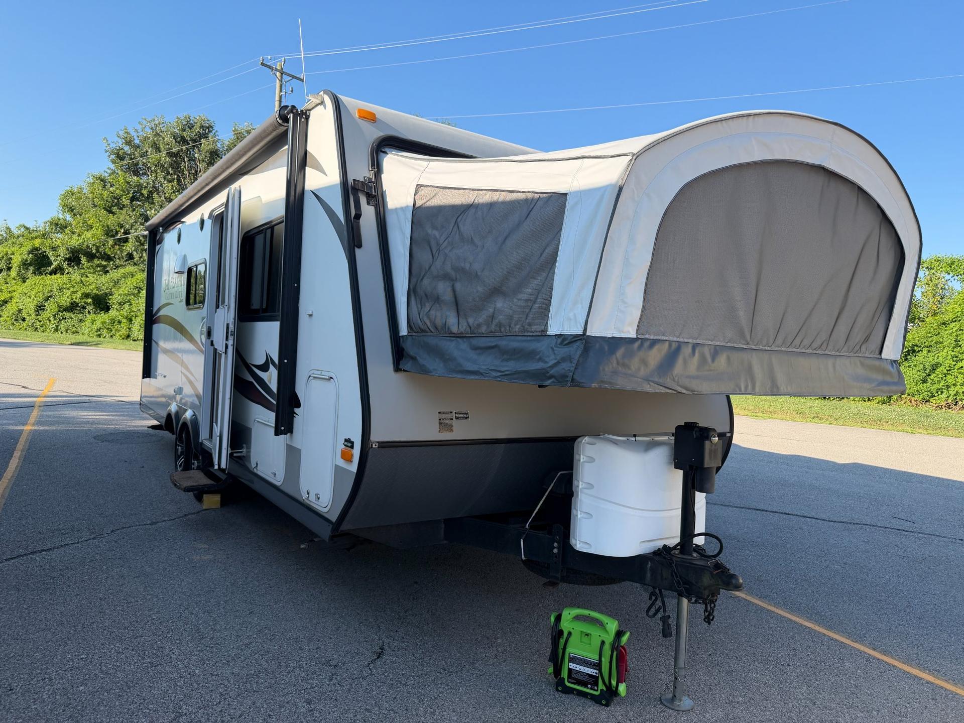 2014 Jayco Jay Feather Lite 23F