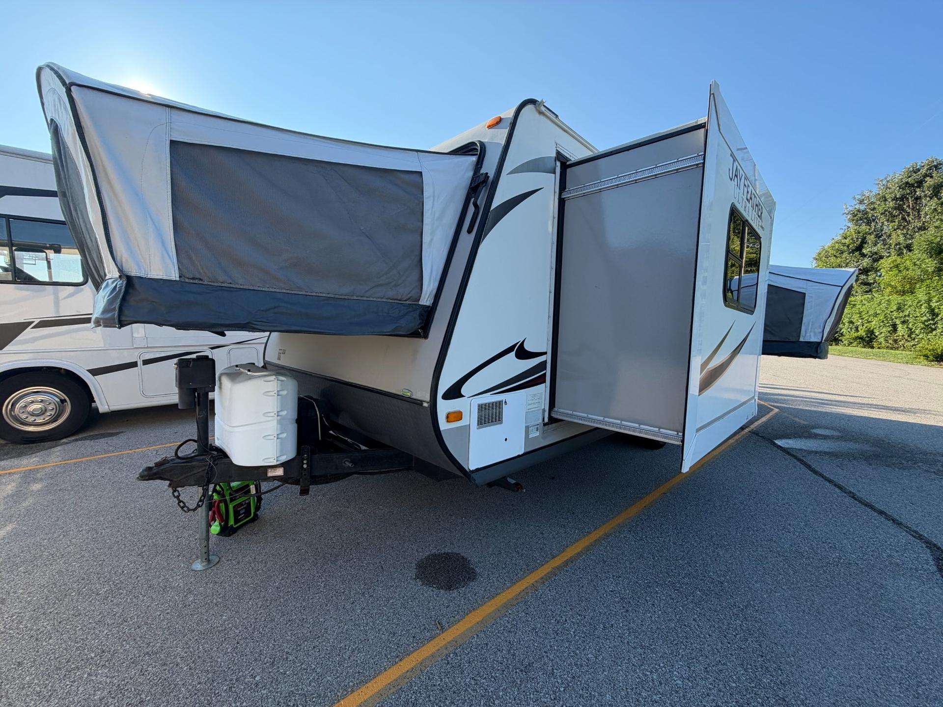 2014 Jayco 2014 Jayco Jay Feather Lite - thumbnail 6
