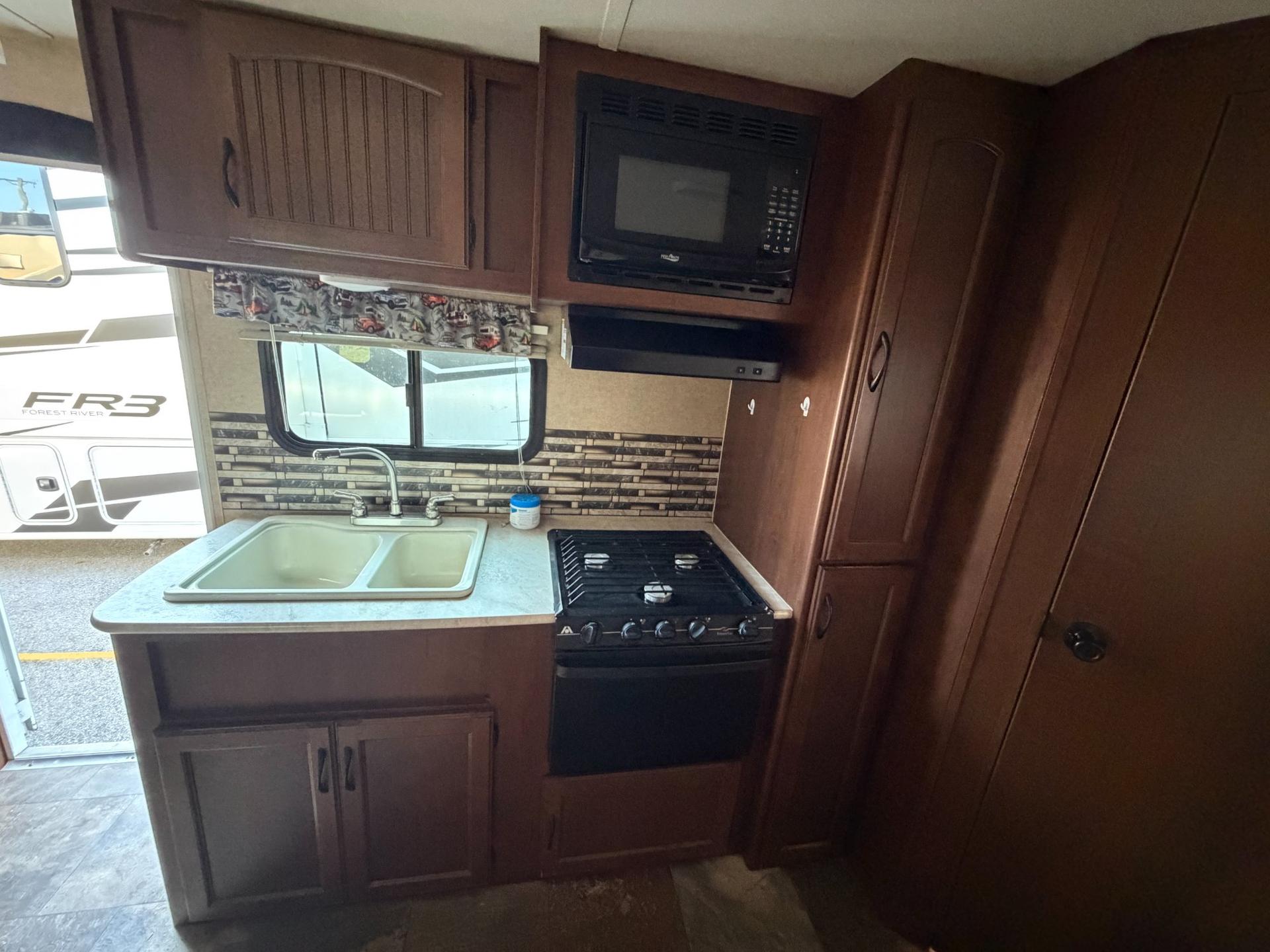 2014 Jayco 2014 Jayco Jay Feather Lite - thumbnail 17