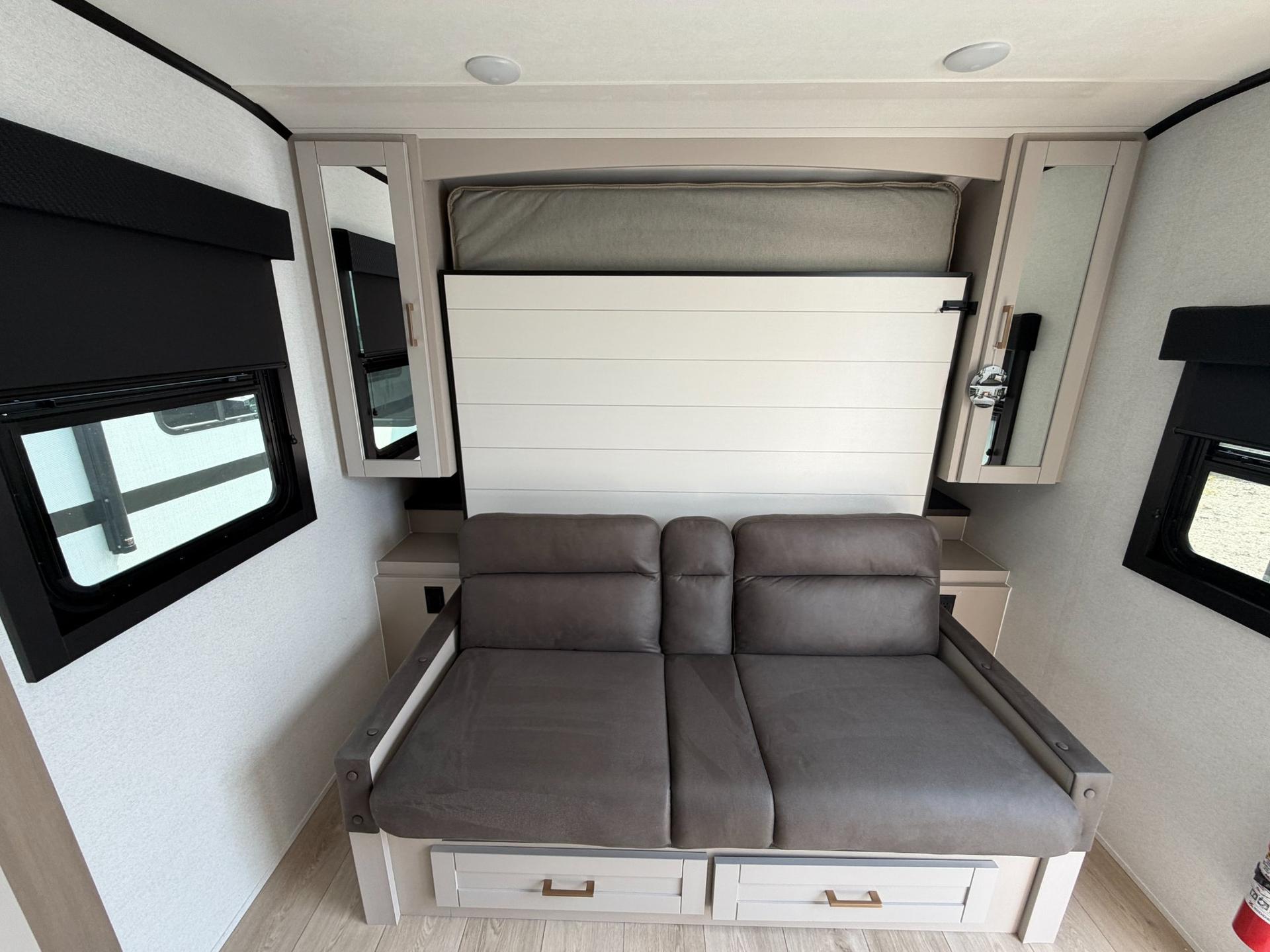 2027 Jayco 2027 Jayco Jay Feather - thumbnail 16
