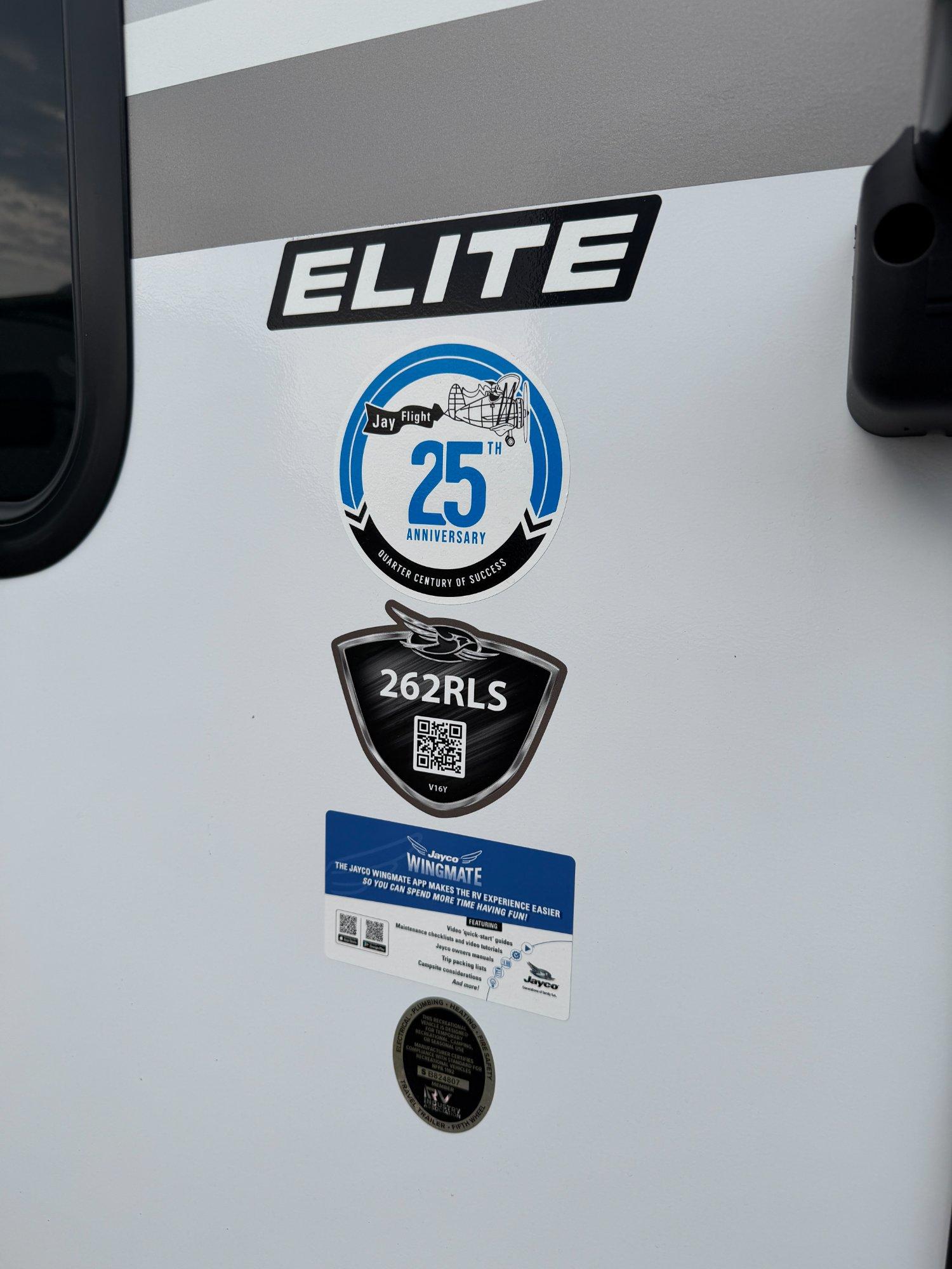 2027 Jayco 2027 Jayco Jay Flight - thumbnail 3