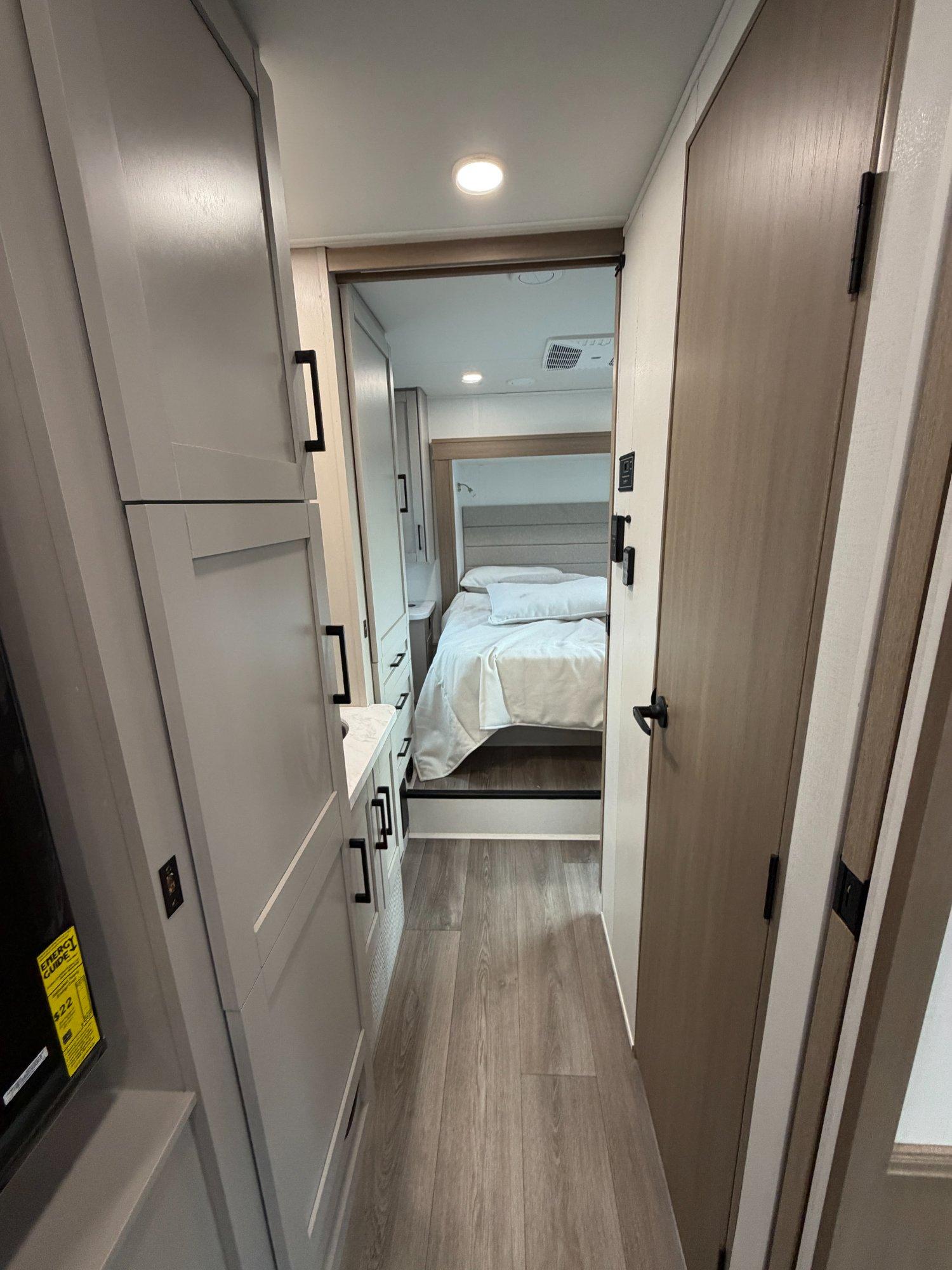 2027 Jayco 2027 Jayco Greyhawk - thumbnail 17