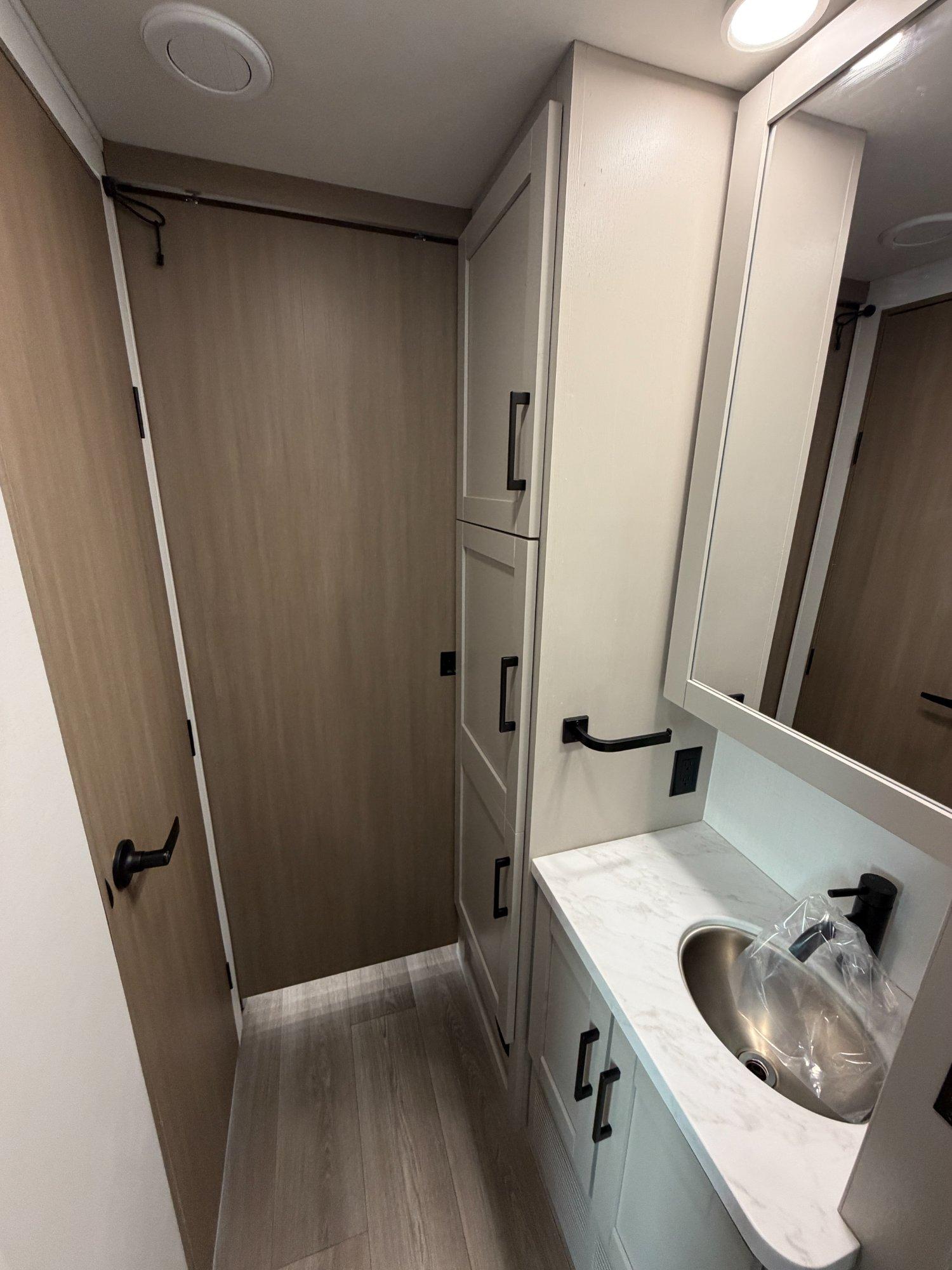 2027 Jayco 2027 Jayco Greyhawk - thumbnail 18