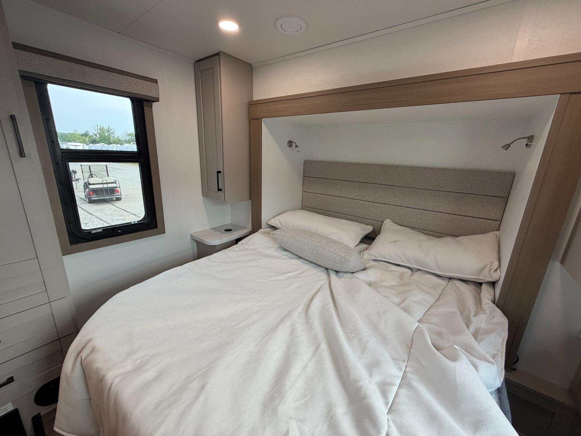 2027 Jayco 2027 Jayco Greyhawk - thumbnail 23