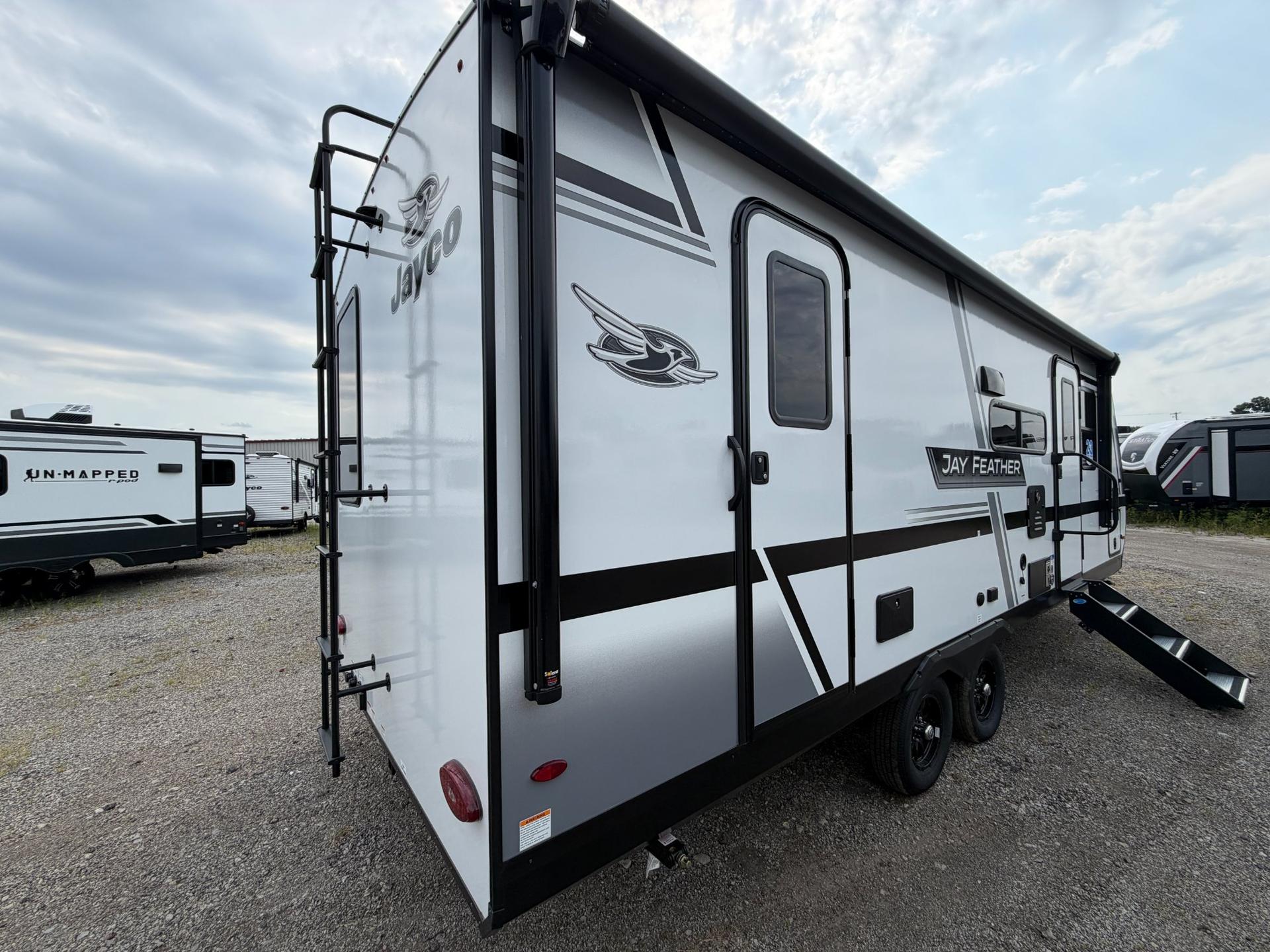 2027 Jayco 2027 Jayco Jay Feather - thumbnail 4