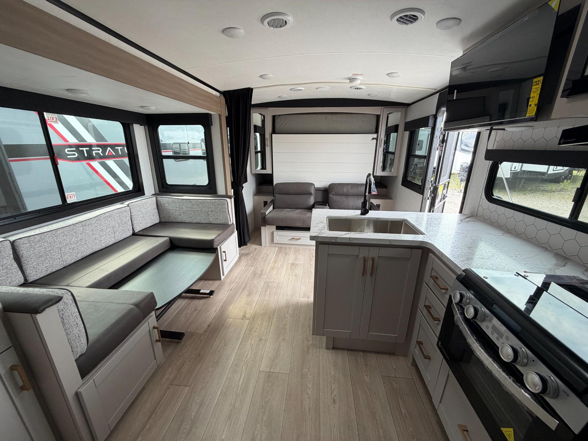 2027 Jayco 2027 Jayco Jay Feather - thumbnail 8