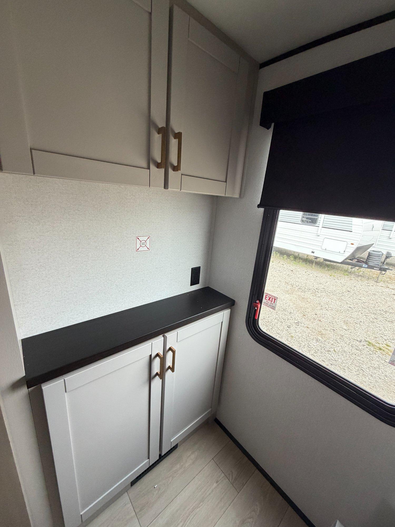 2027 Jayco 2027 Jayco Jay Feather - thumbnail 16