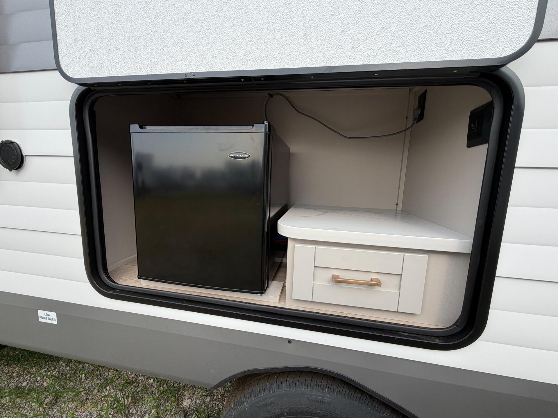 2027 Jayco 2027 Jayco Jay Flight - thumbnail 4