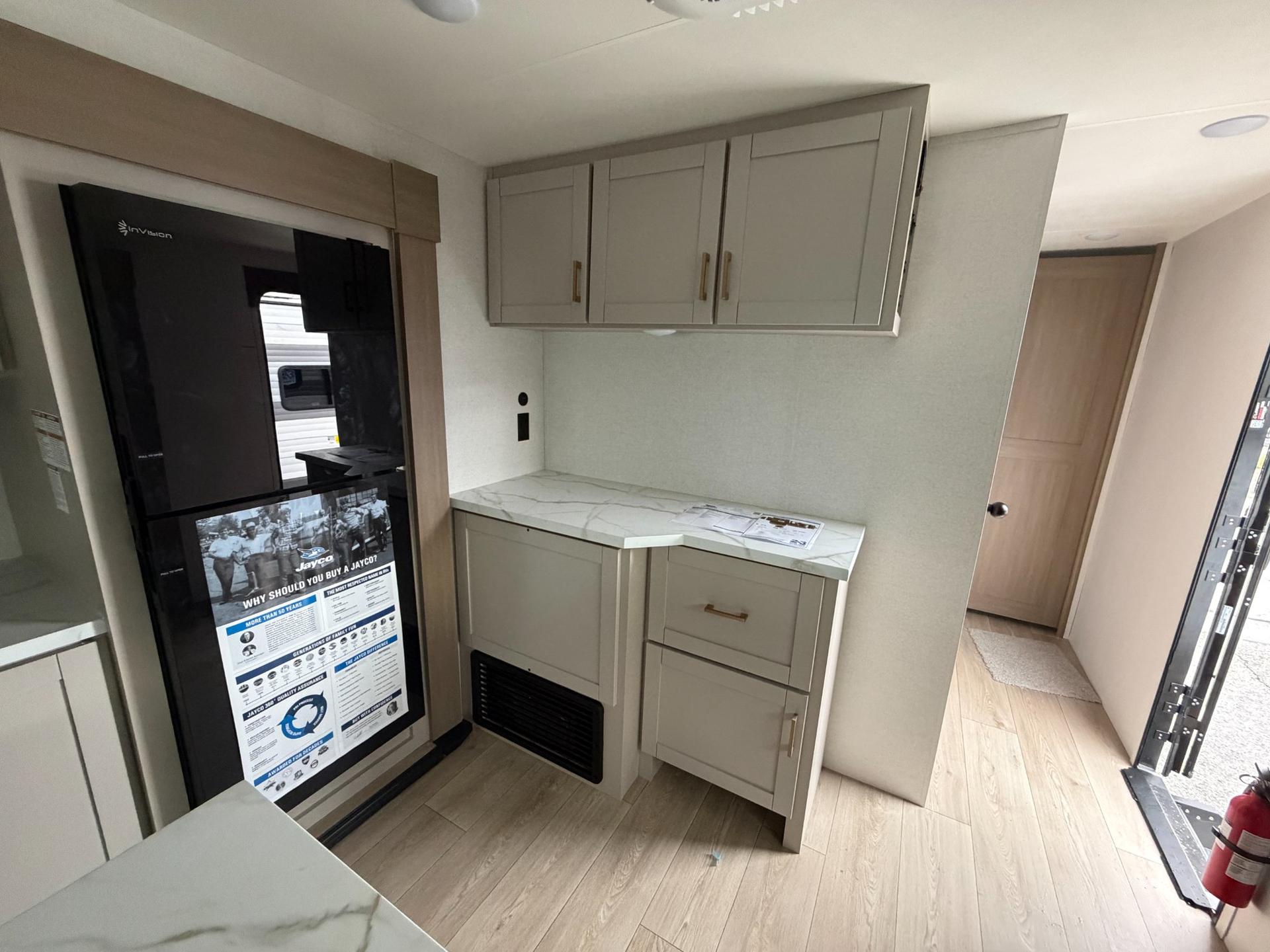 2027 Jayco 2027 Jayco Jay Flight - thumbnail 13