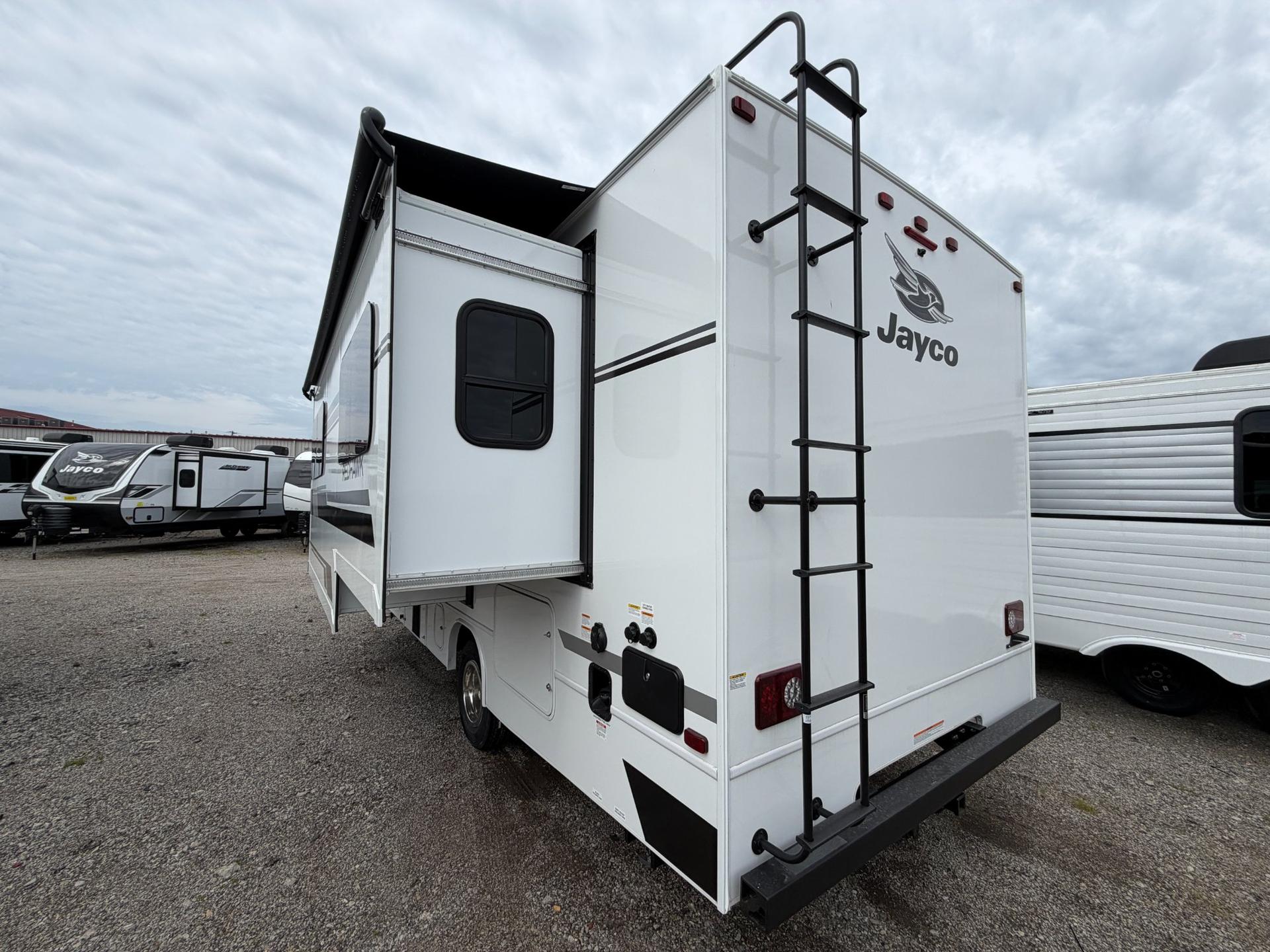 2027 Jayco 2027 Jayco Redhawk - thumbnail 5