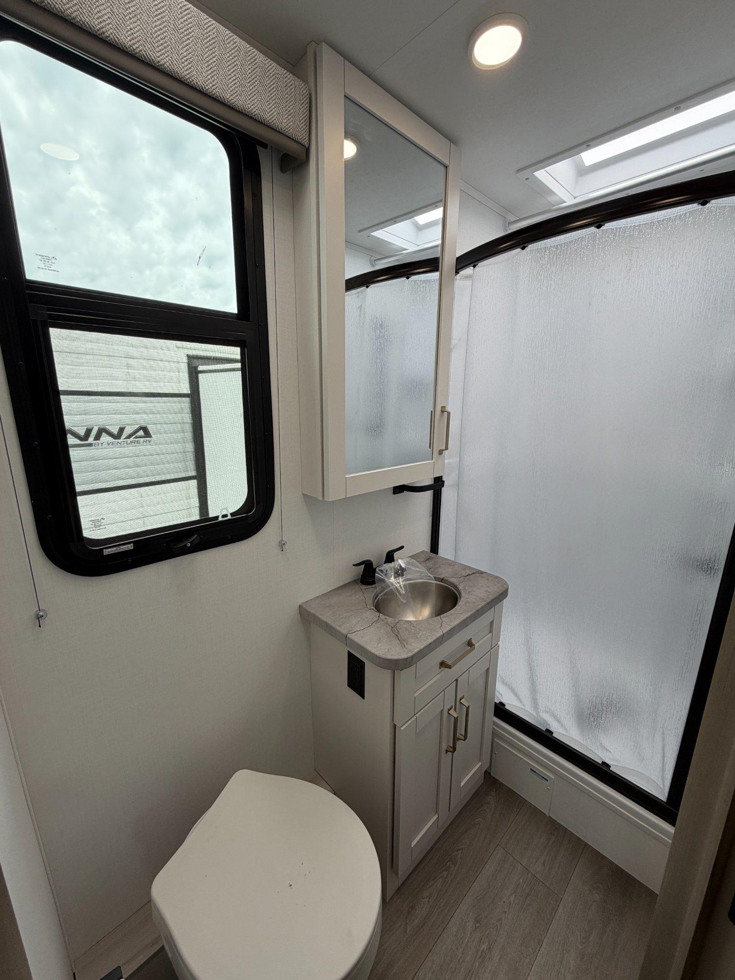 2027 Jayco 2027 Jayco Redhawk - thumbnail 16