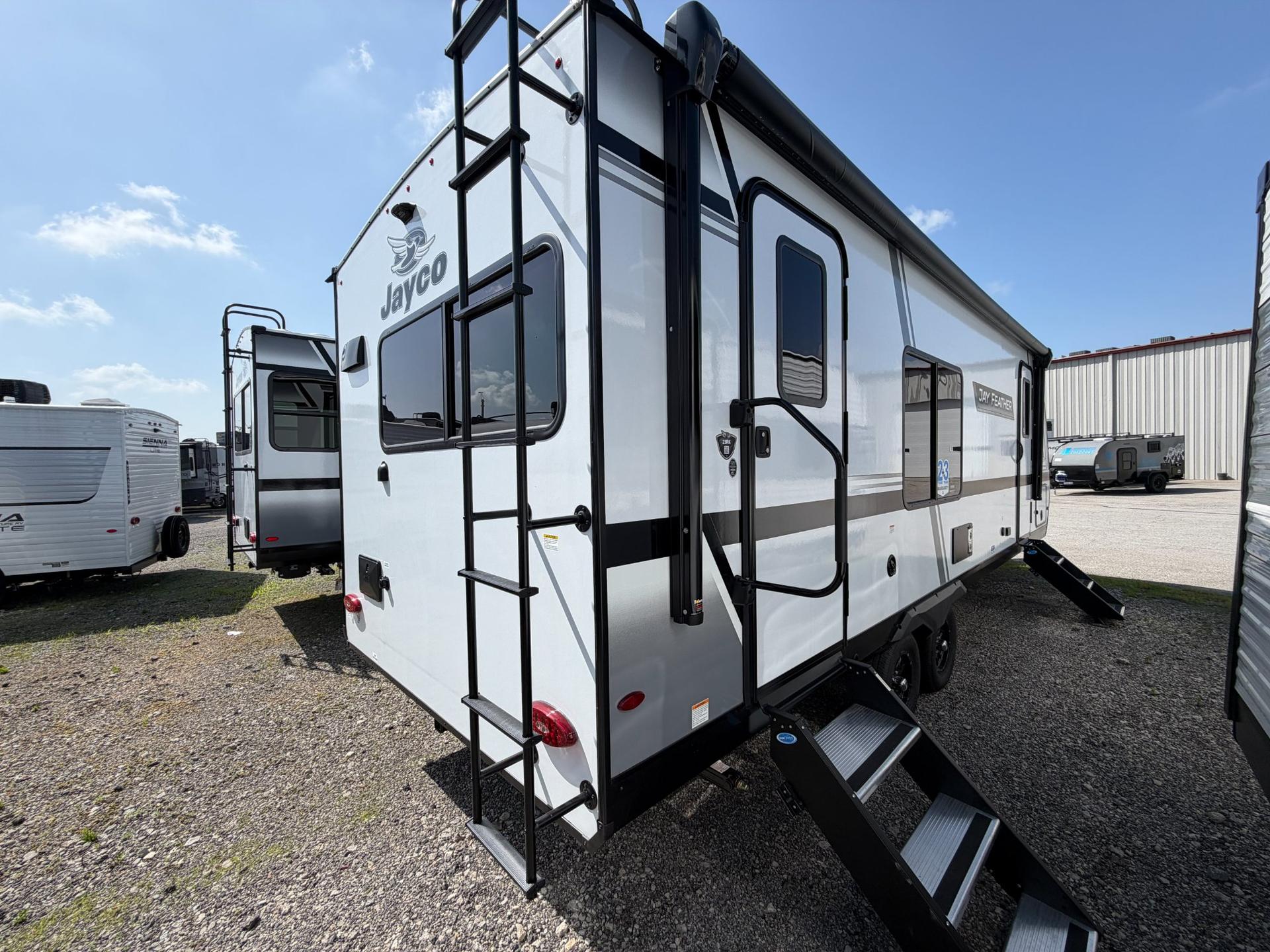 2027 Jayco 2027 Jayco Jay Feather - thumbnail 4
