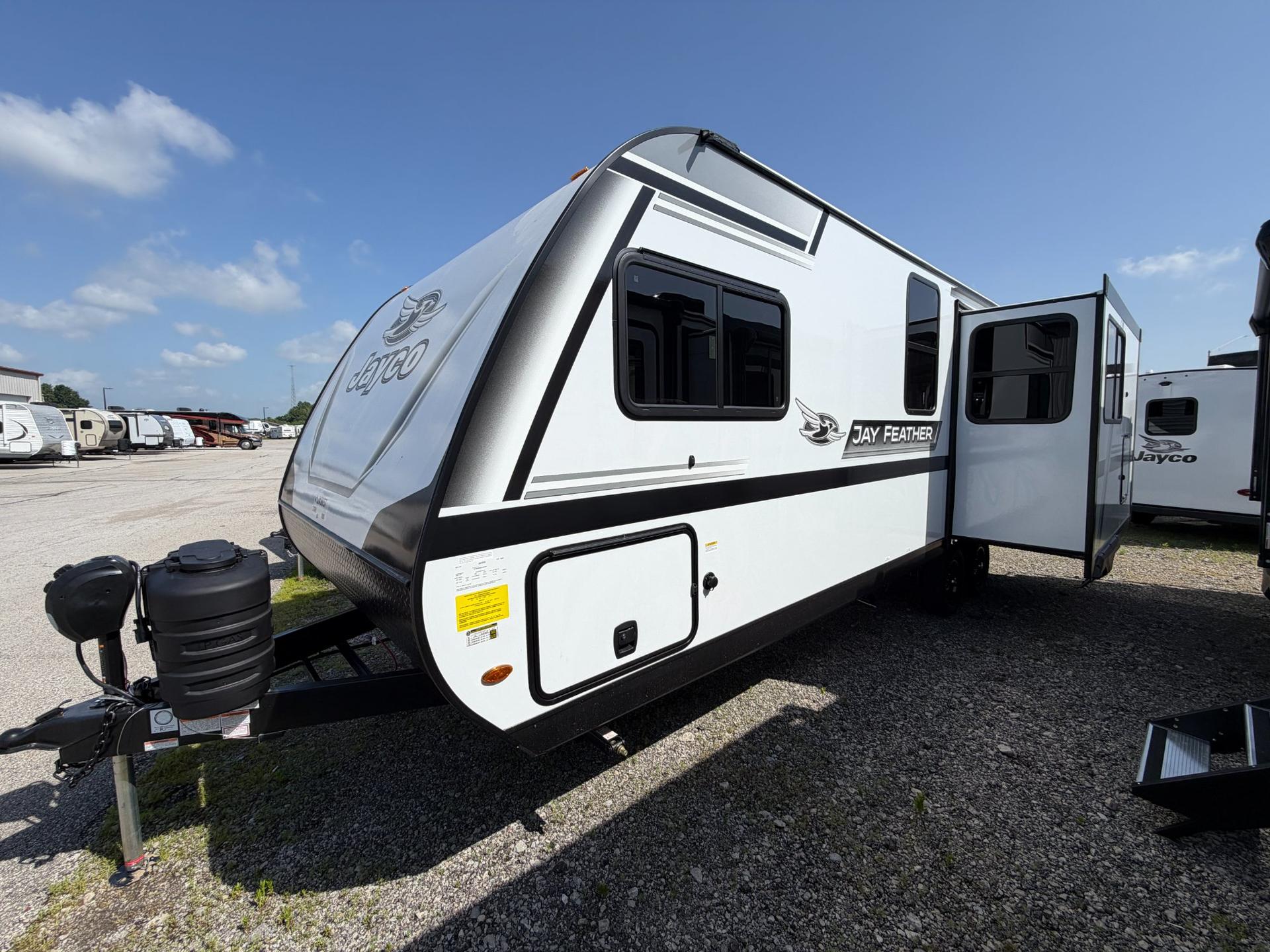 2027 Jayco 2027 Jayco Jay Feather - thumbnail 6