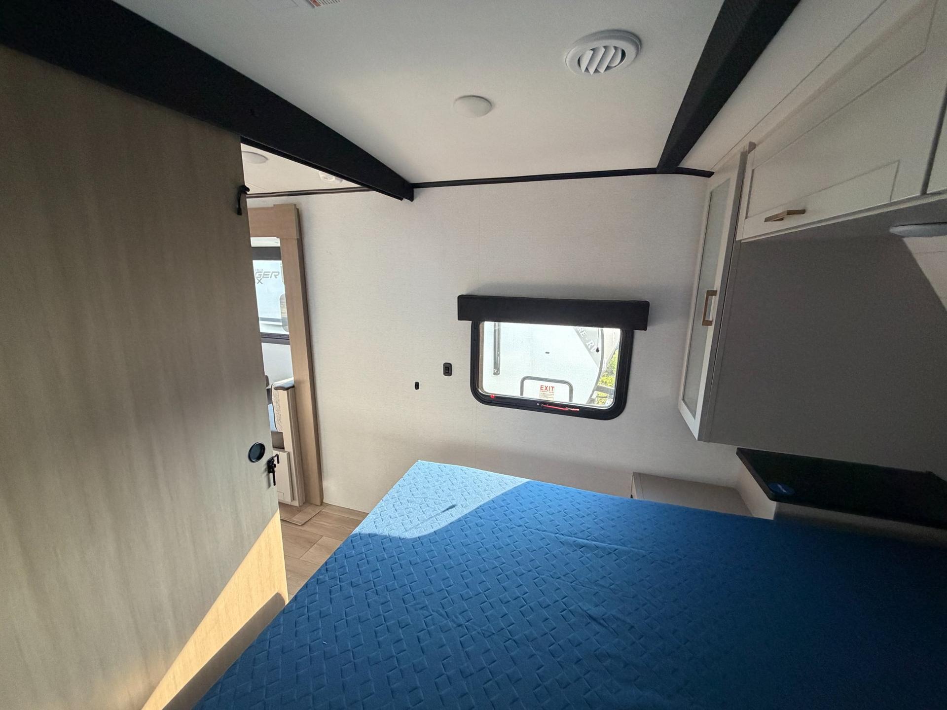 2027 Jayco 2027 Jayco Jay Feather - thumbnail 17