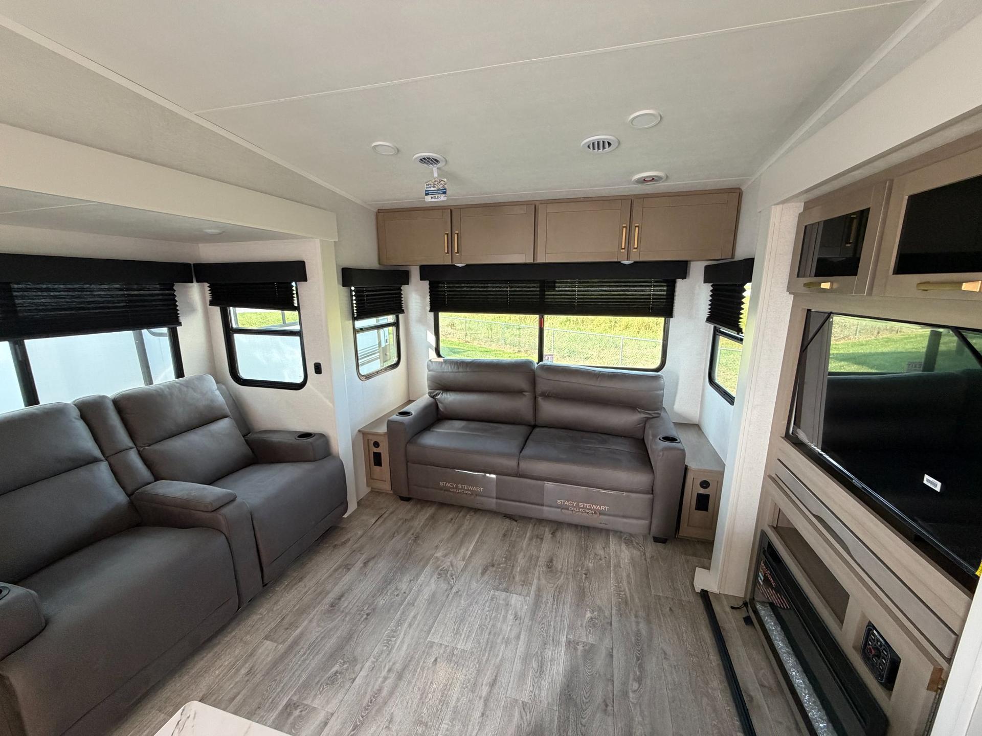2027 Jayco 2027 Jayco Eagle SLE - thumbnail 10