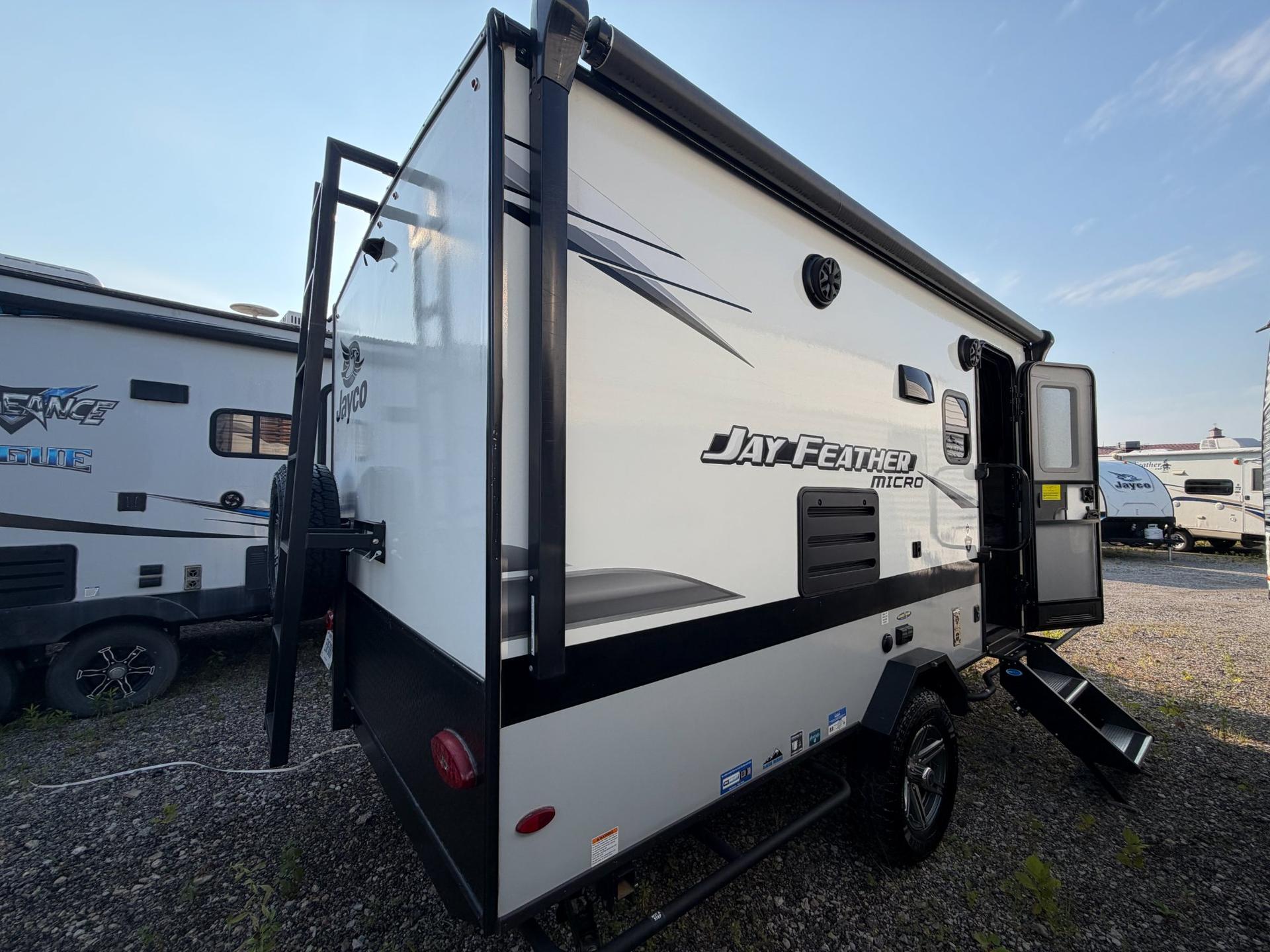 2022 Jayco 2022 Jayco Jay Feather MICRO 171 BH - thumbnail 4