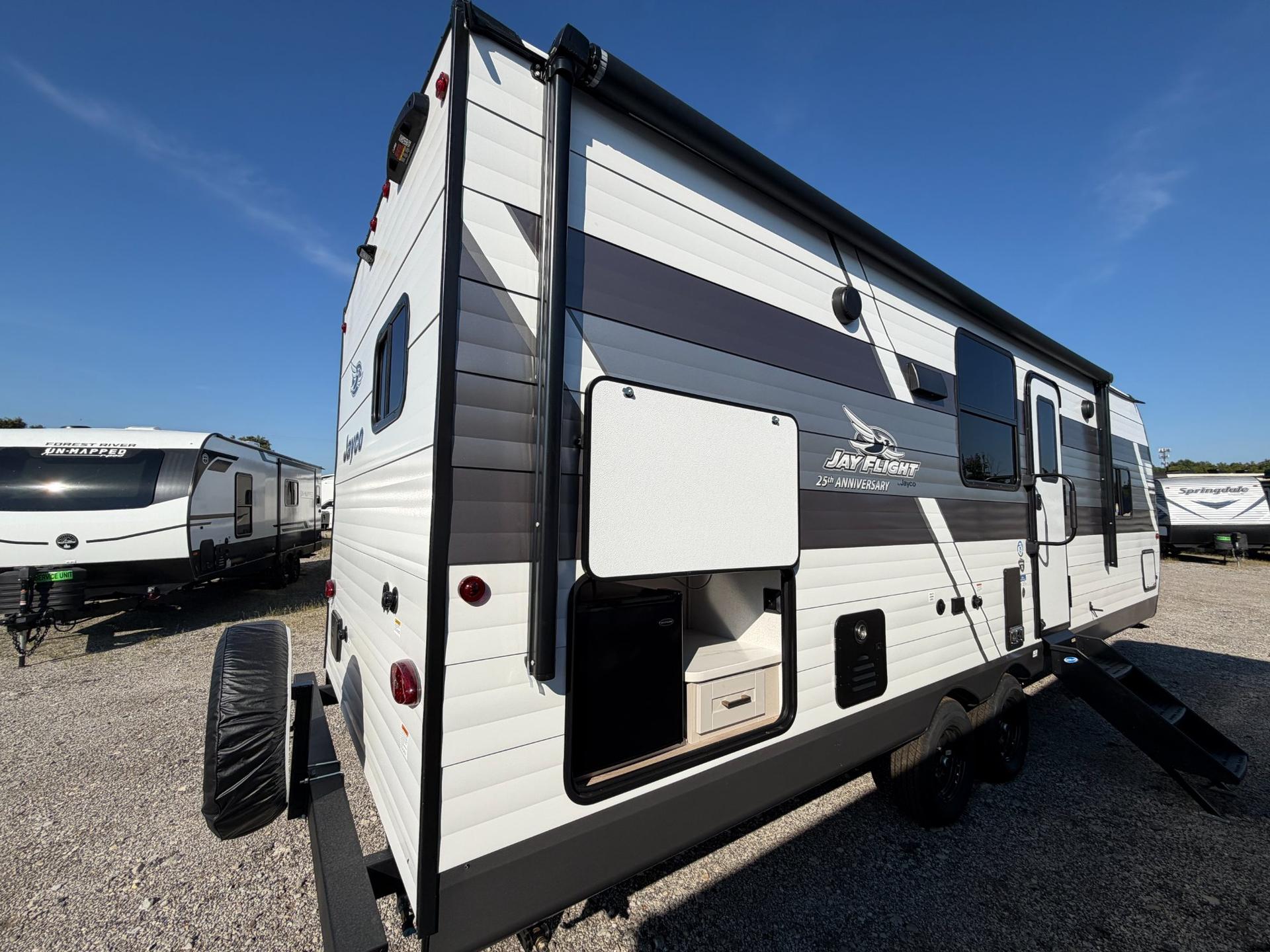 2027 Jayco 2027 Jayco Jay Flight - thumbnail 4