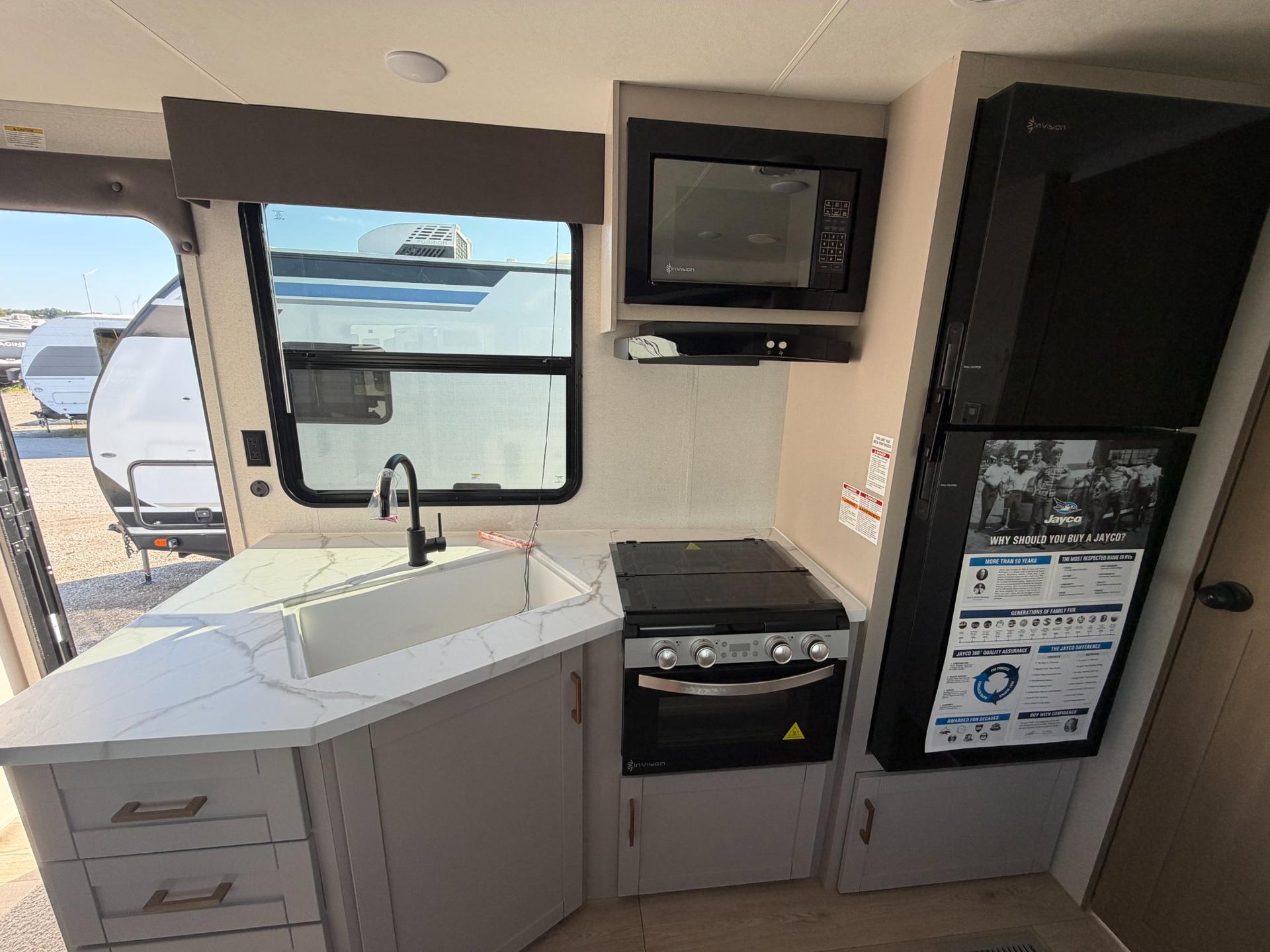 2027 Jayco 2027 Jayco Jay Flight - thumbnail 9