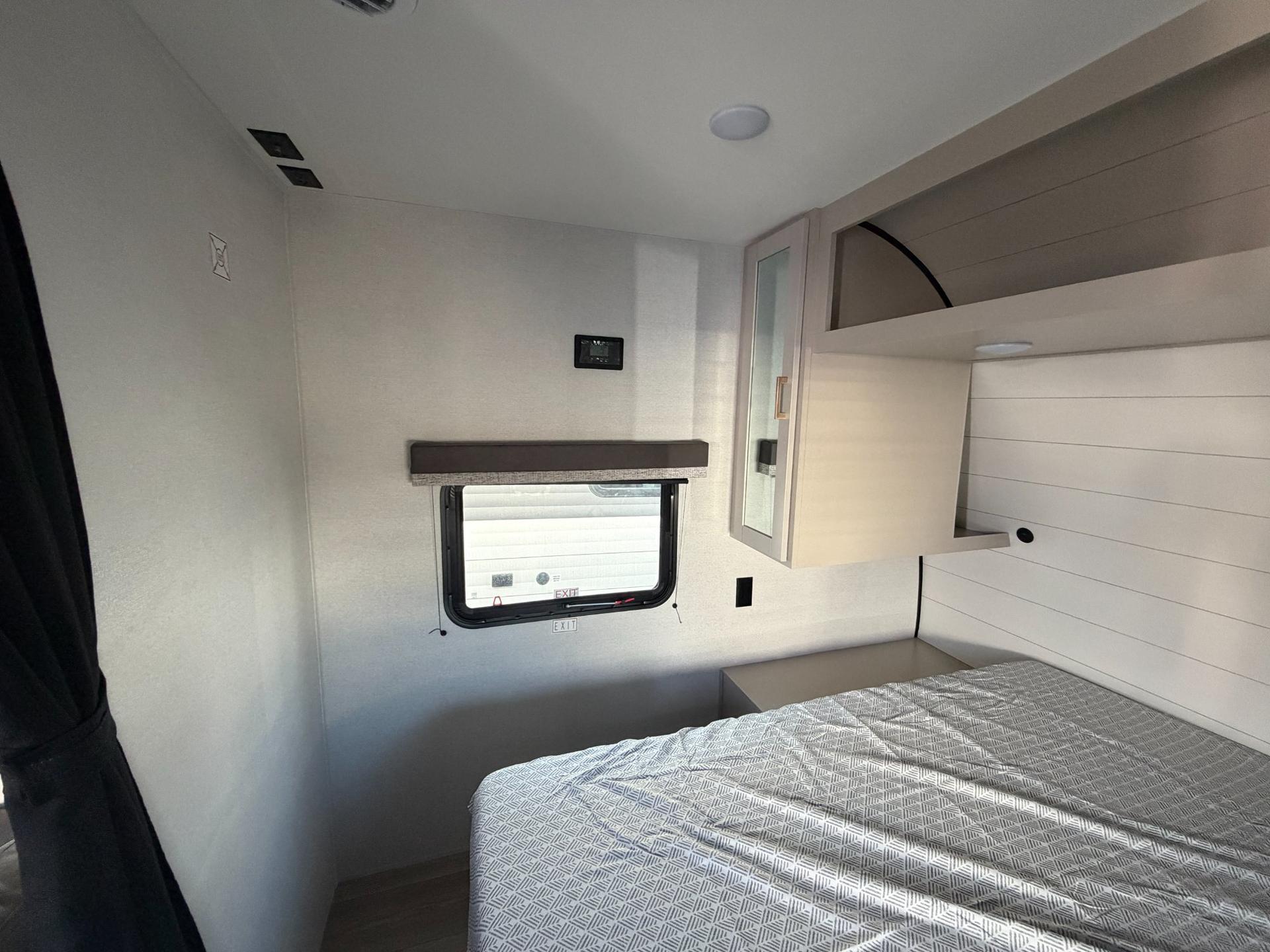 2027 Jayco 2027 Jayco Jay Flight - thumbnail 10
