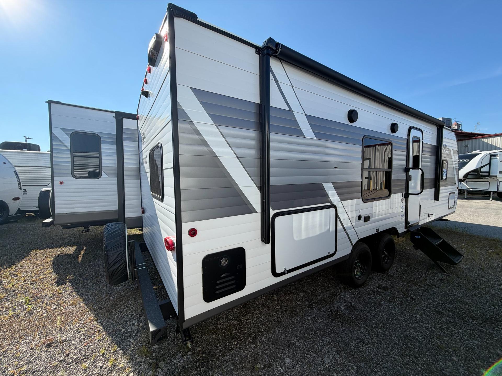 2027 Jayco 2027 Jayco Jay Flight - thumbnail 4