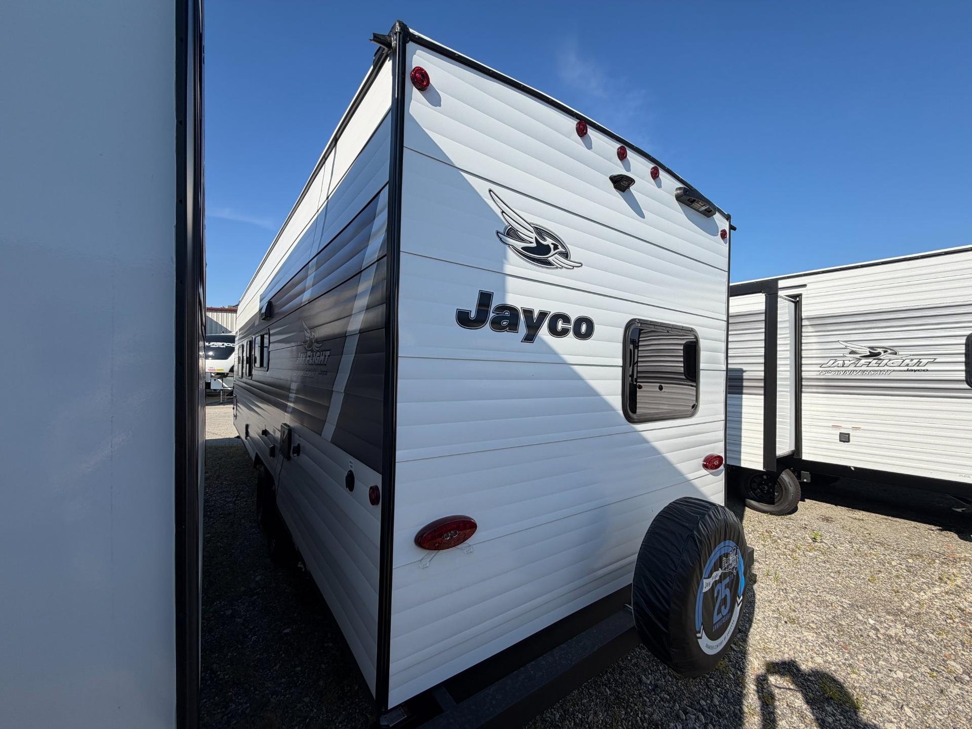 2027 Jayco 2027 Jayco Jay Flight - thumbnail 5