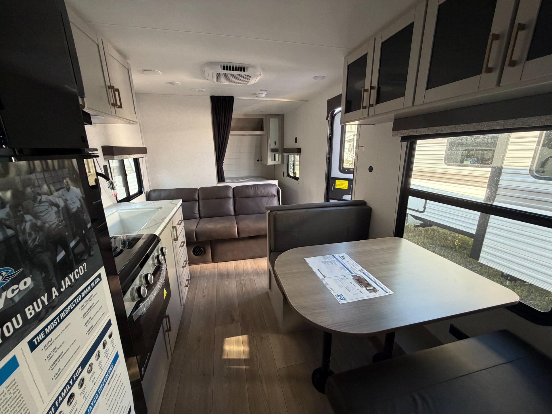 2027 Jayco 2027 Jayco Jay Flight - thumbnail 8