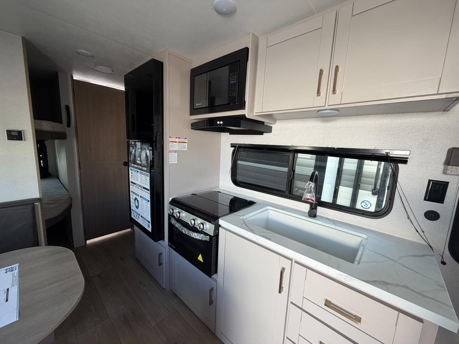 2027 Jayco 2027 Jayco Jay Flight - thumbnail 12