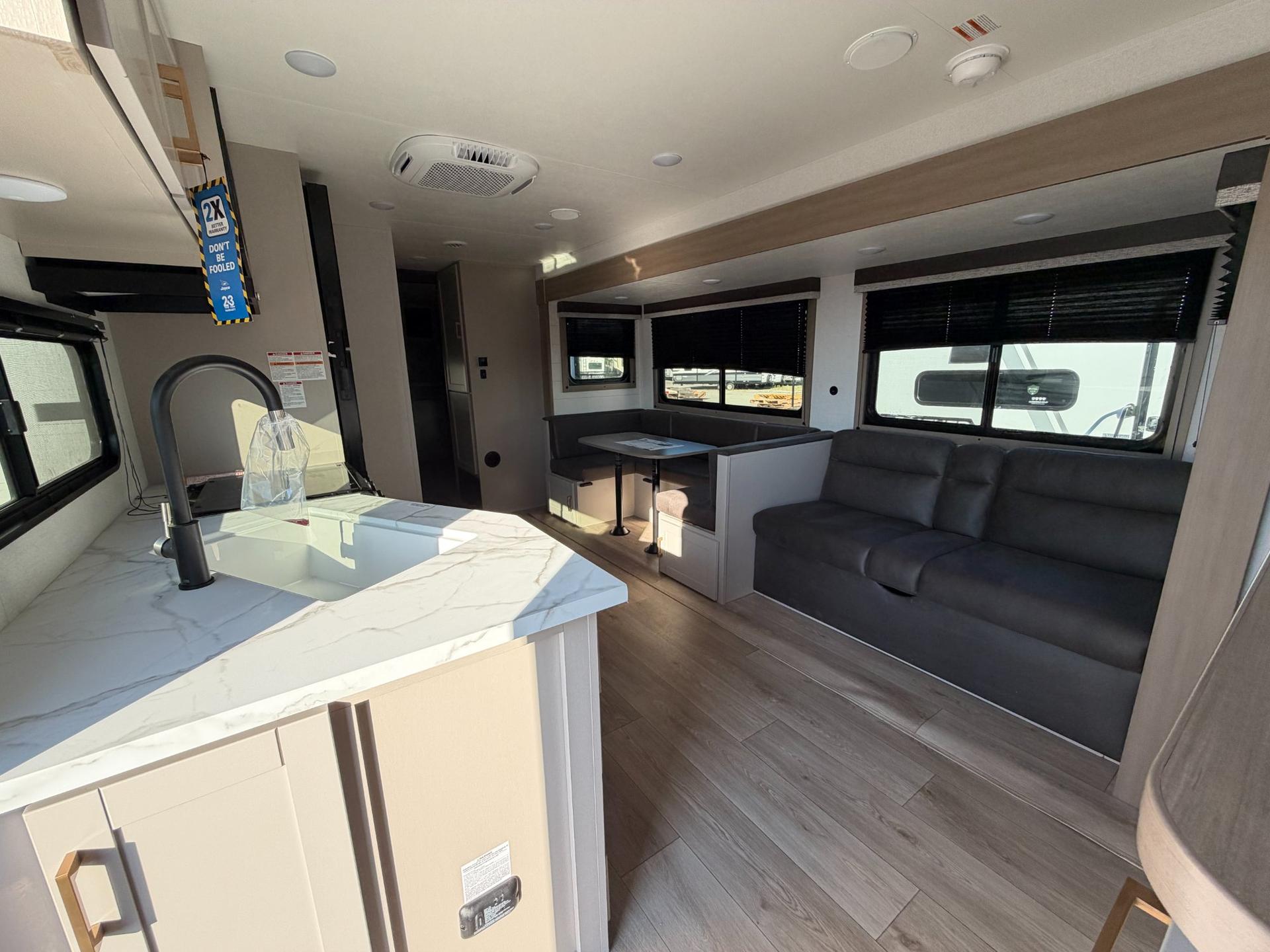 2027 Jayco 2027 Jayco Jay Flight - thumbnail 8