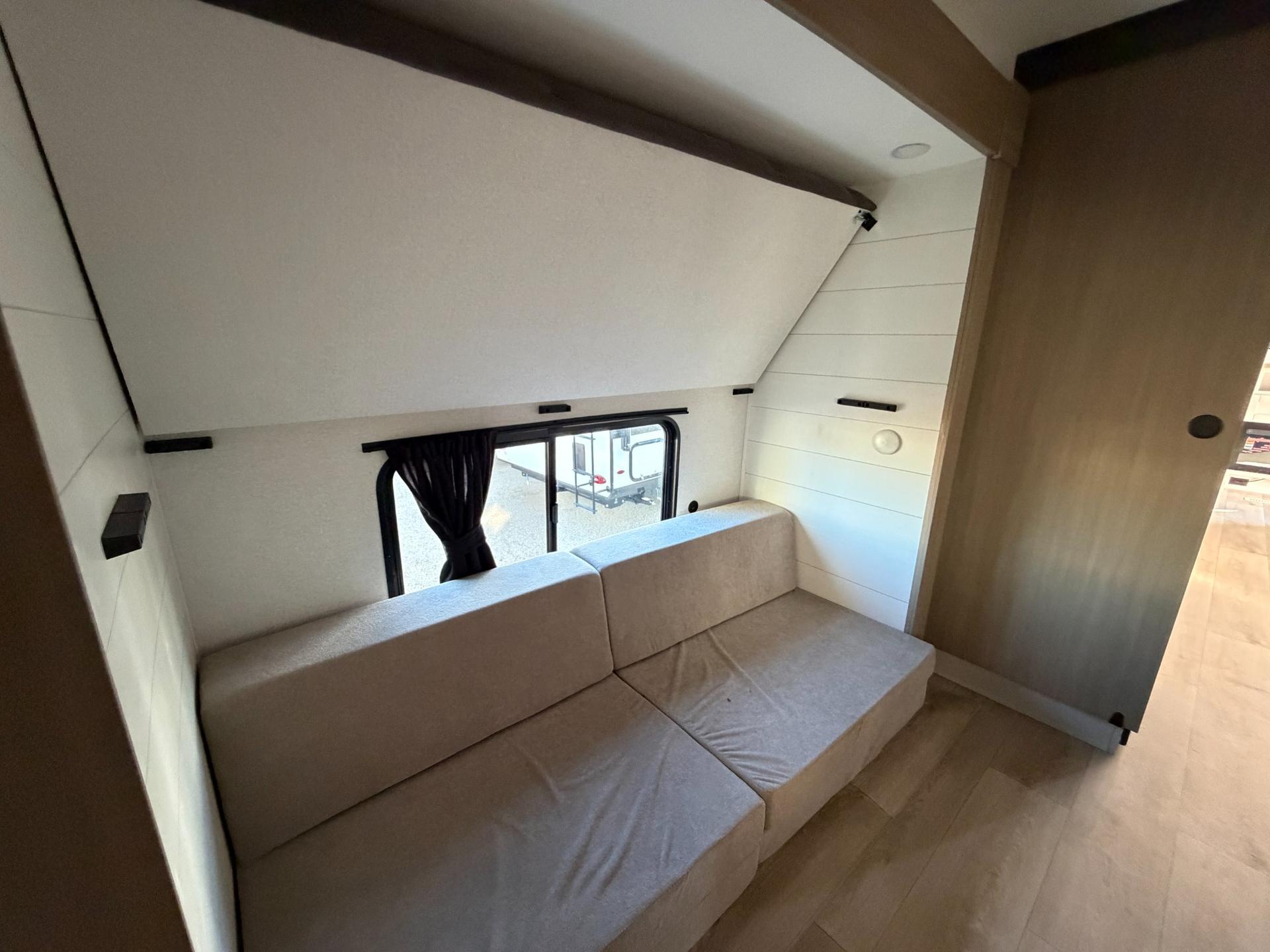 2027 Jayco 2027 Jayco Jay Flight - thumbnail 22