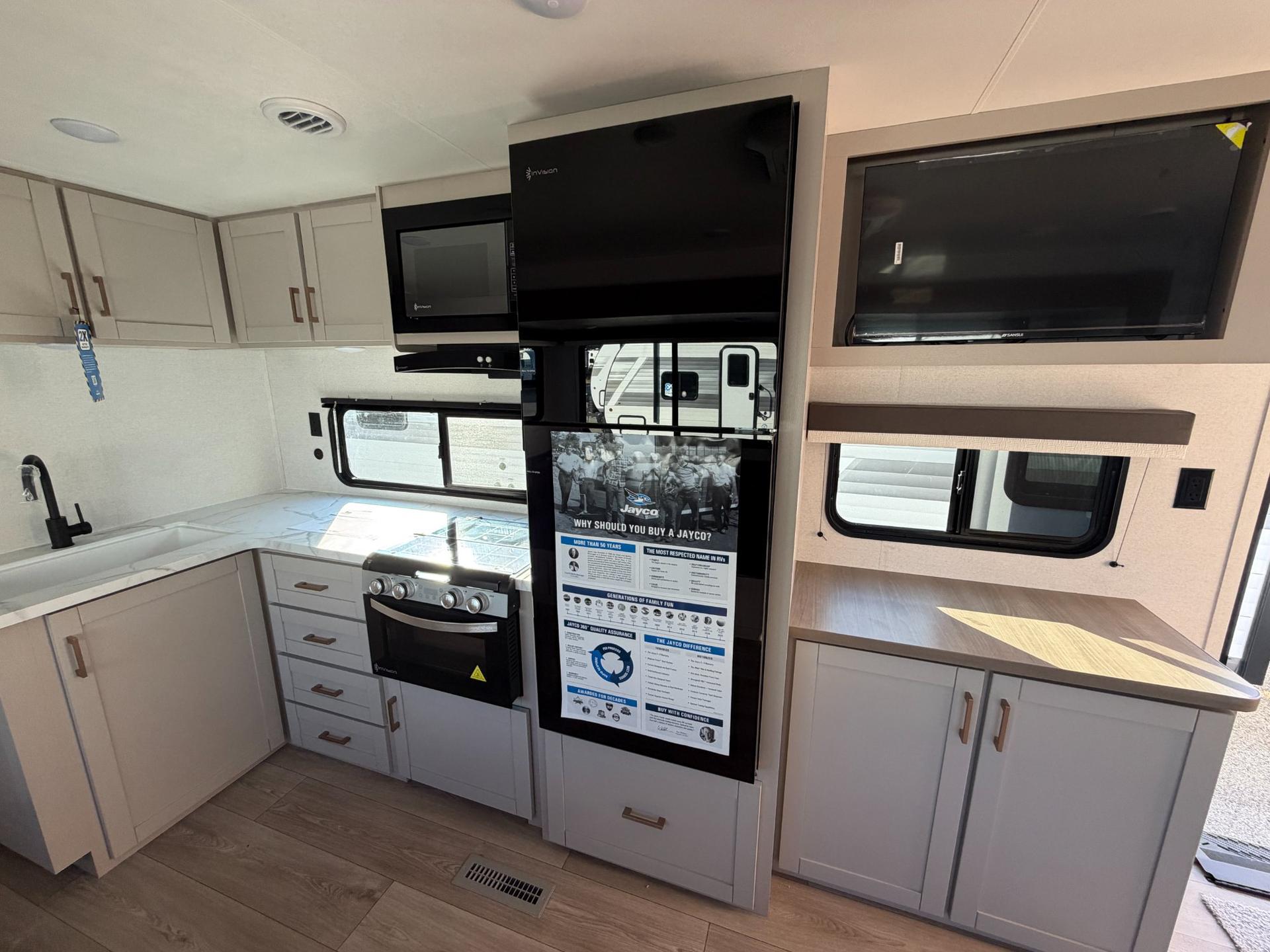 2027 Jayco 2027 Jayco Jay Flight - thumbnail 10