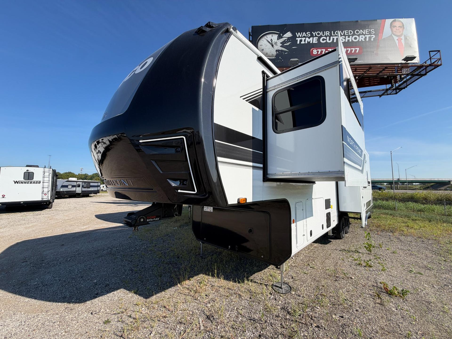 2027 Jayco 2027 Jayco North Point - thumbnail 6